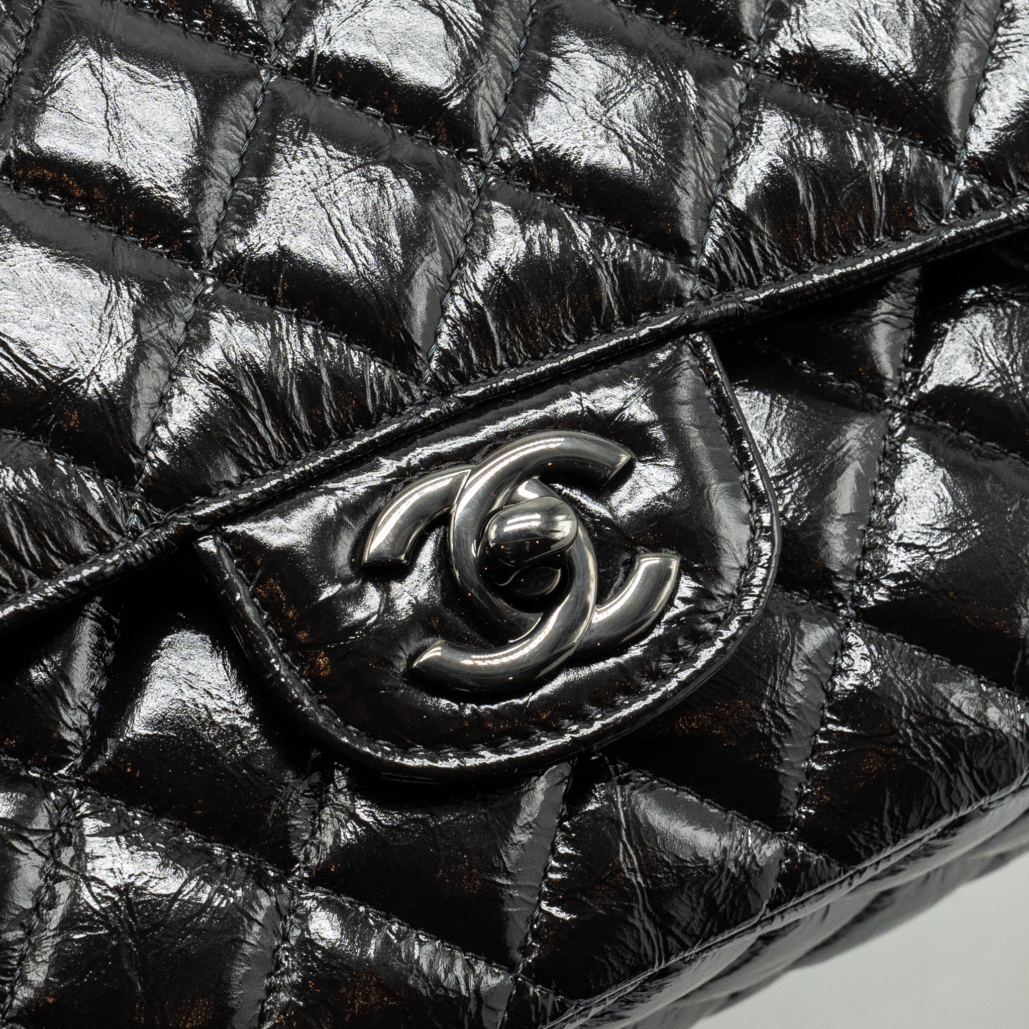 CHANEL MEDIUM CLASSIC DOUBLE FLAP BAG SHINY AGED CALFSKIN SO BLACK