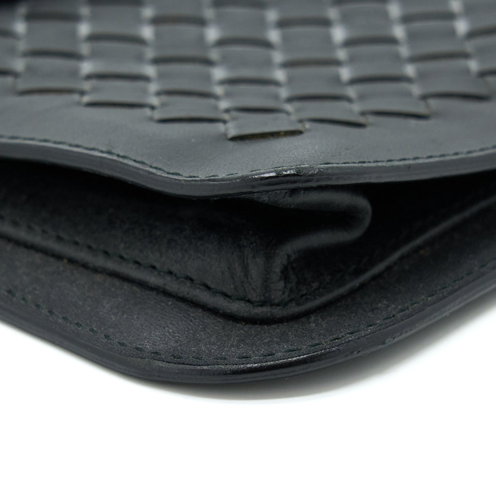 BOTTEGA VENETA MEN’S POUCH INTRECCIATE BLACK WITH BLACK HARDWARE
