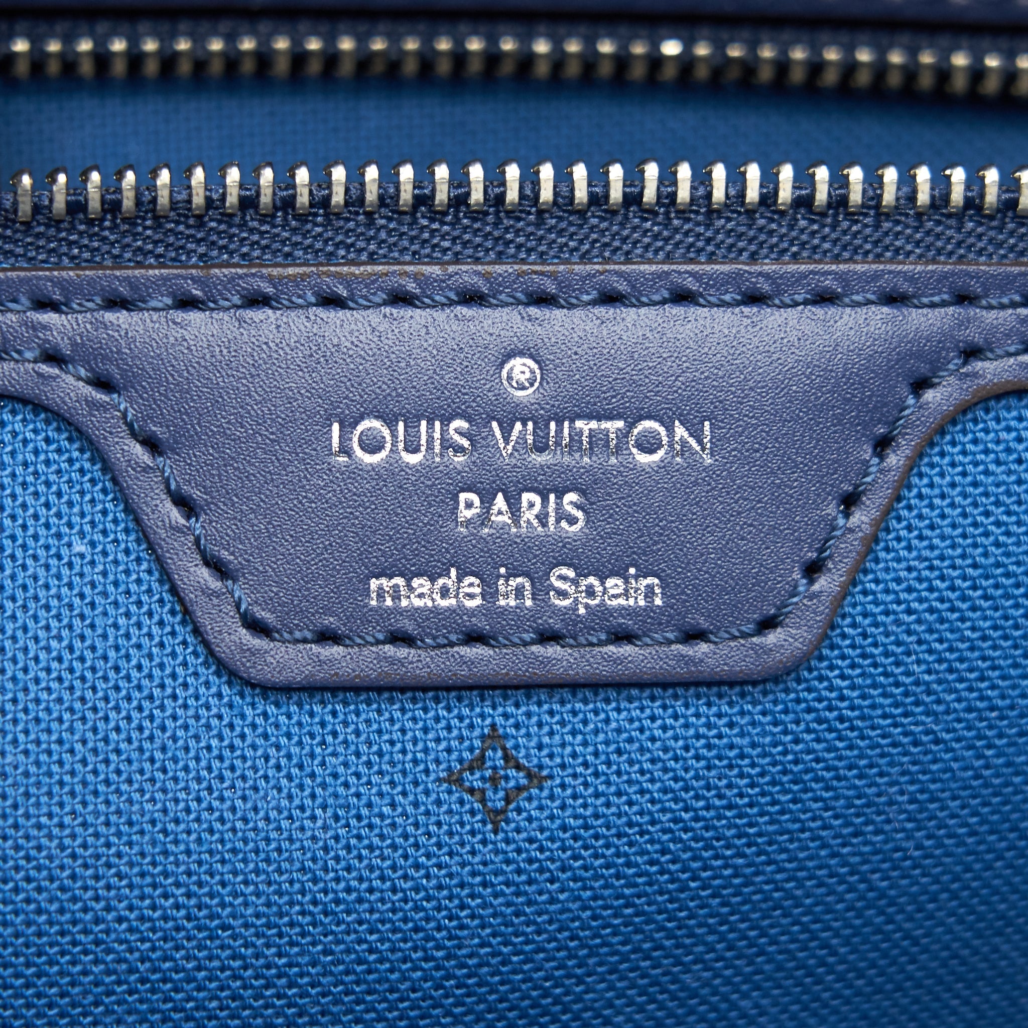 LOUIS VUITTON ESCALE TOTE MONOGRAM IN BLUE