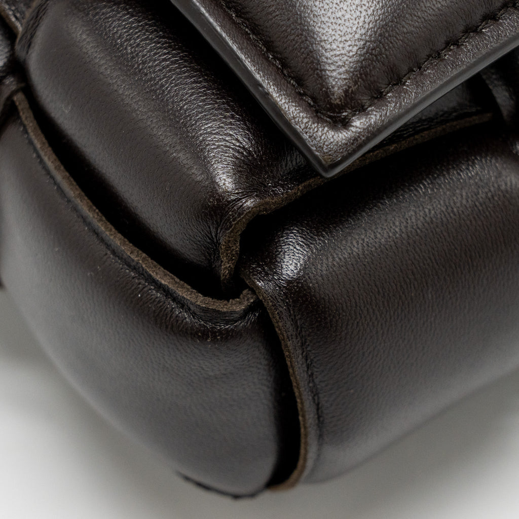BOTTEGA VENETA PADDED CASSETTE LAMBSKIN BROWN GHW