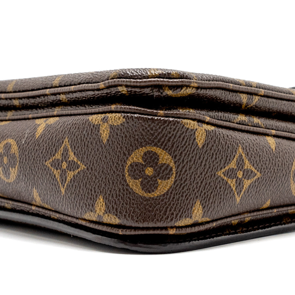 LOUIS VUITTON  POCHETTE MÉTIS MONOGRAM  CANVAS GHW