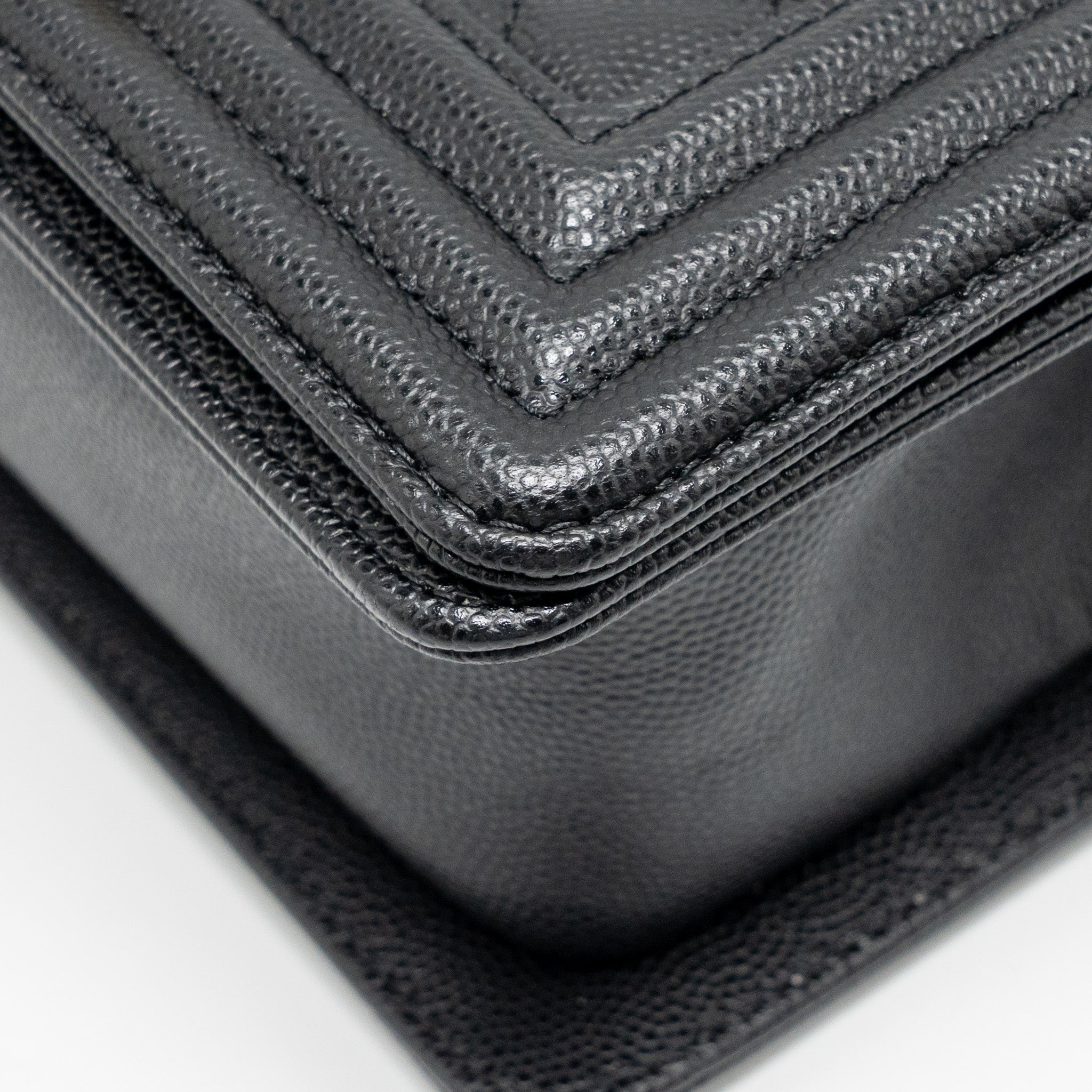 CHANEL SMALL BOY BAG CAVIAR BLACK GHW