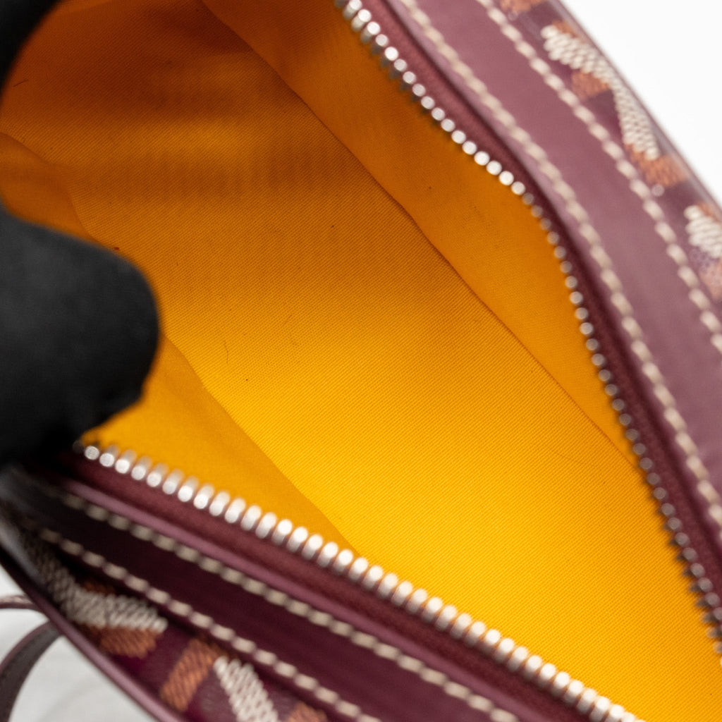 GOYARD CAP-VERT PM BAG GOYARDINE CANVAS/CERVON CALFSKIN BURGUNDY SHW