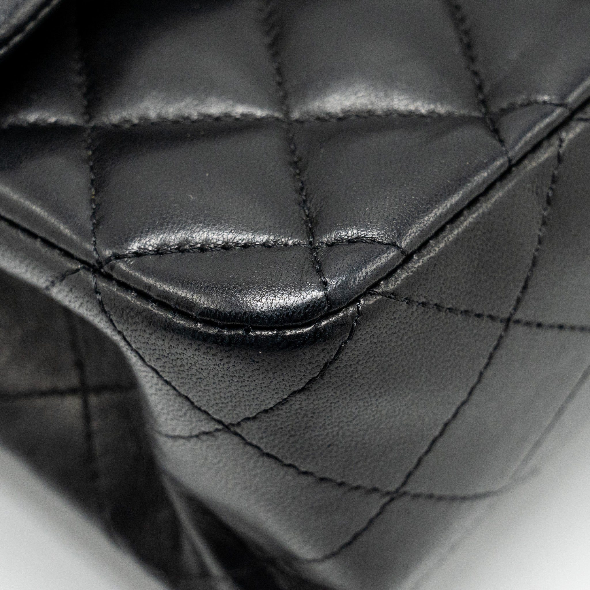 CHANEL MEDIUM CLASSIC DOUBLE FLAP BAG LAMBSKIN BLACK GHW