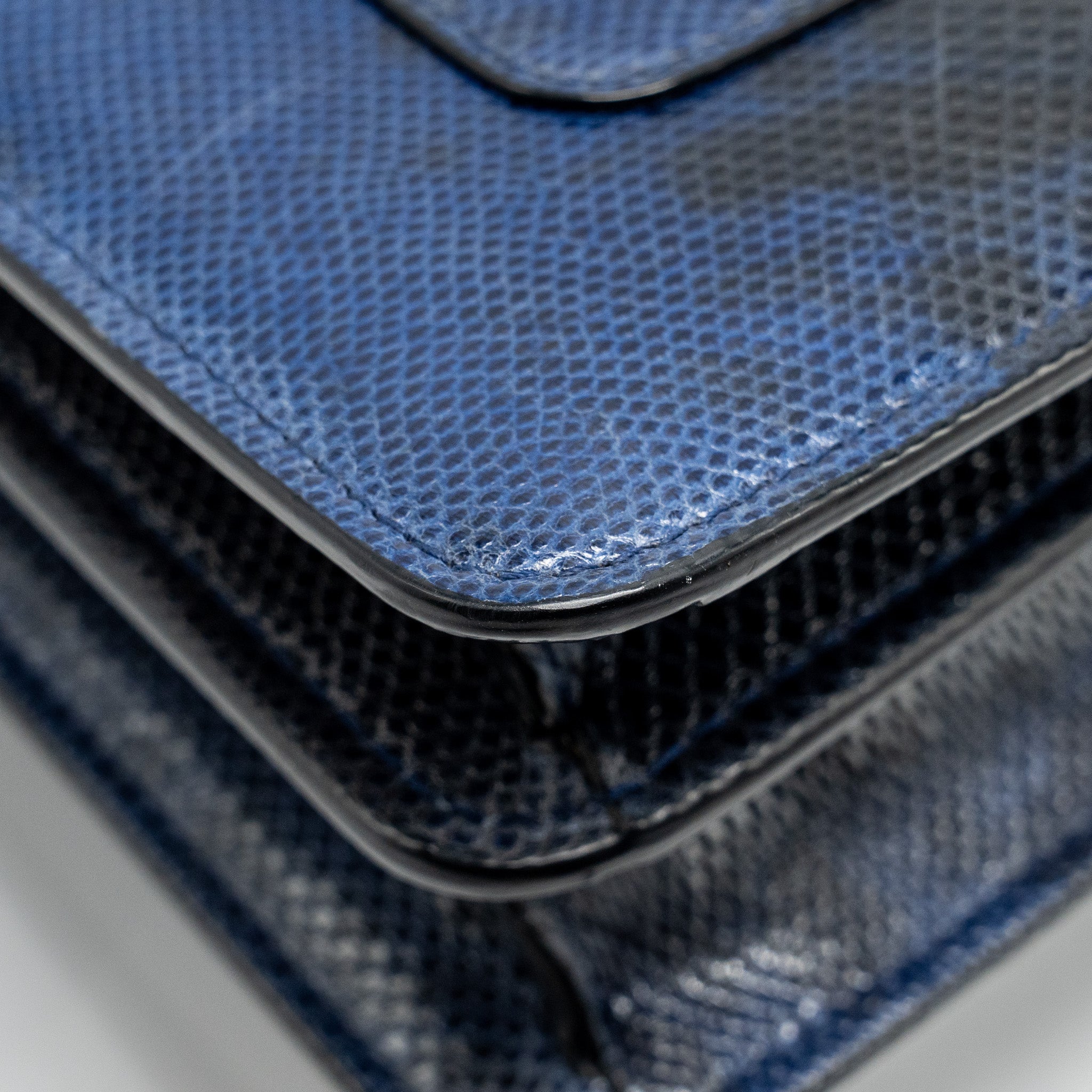 BVLGARI SERPENTI SHOULDER BAG KARUNG SKIN DARK BLUE LGHW
