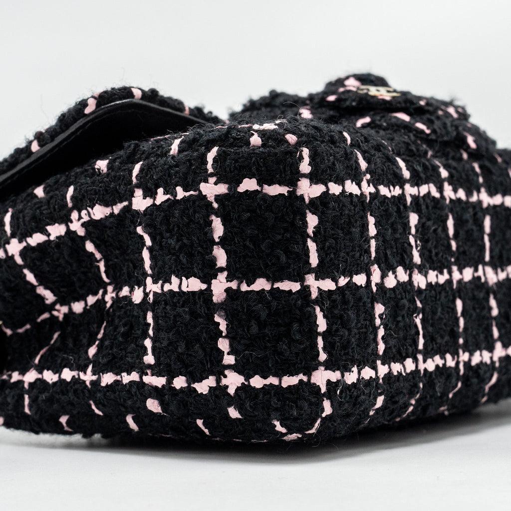 CHANEL 23K FLOWER BOMB MINI RECTANGULAR FLAP BAG TWEED BLACK/PINK LGHW (MICROCHIP)