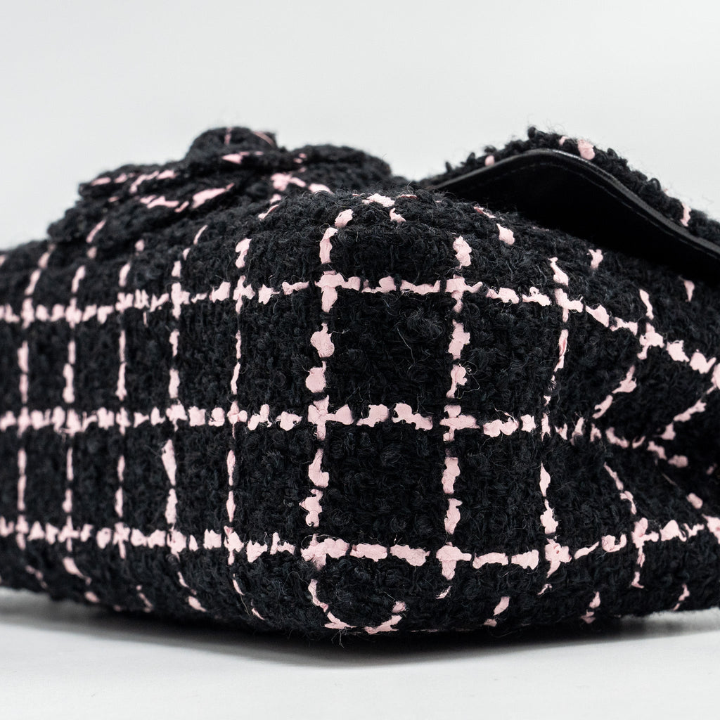 CHANEL 23K FLOWER BOMB MINI RECTANGULAR FLAP BAG TWEED BLACK/PINK LGHW (MICROCHIP)