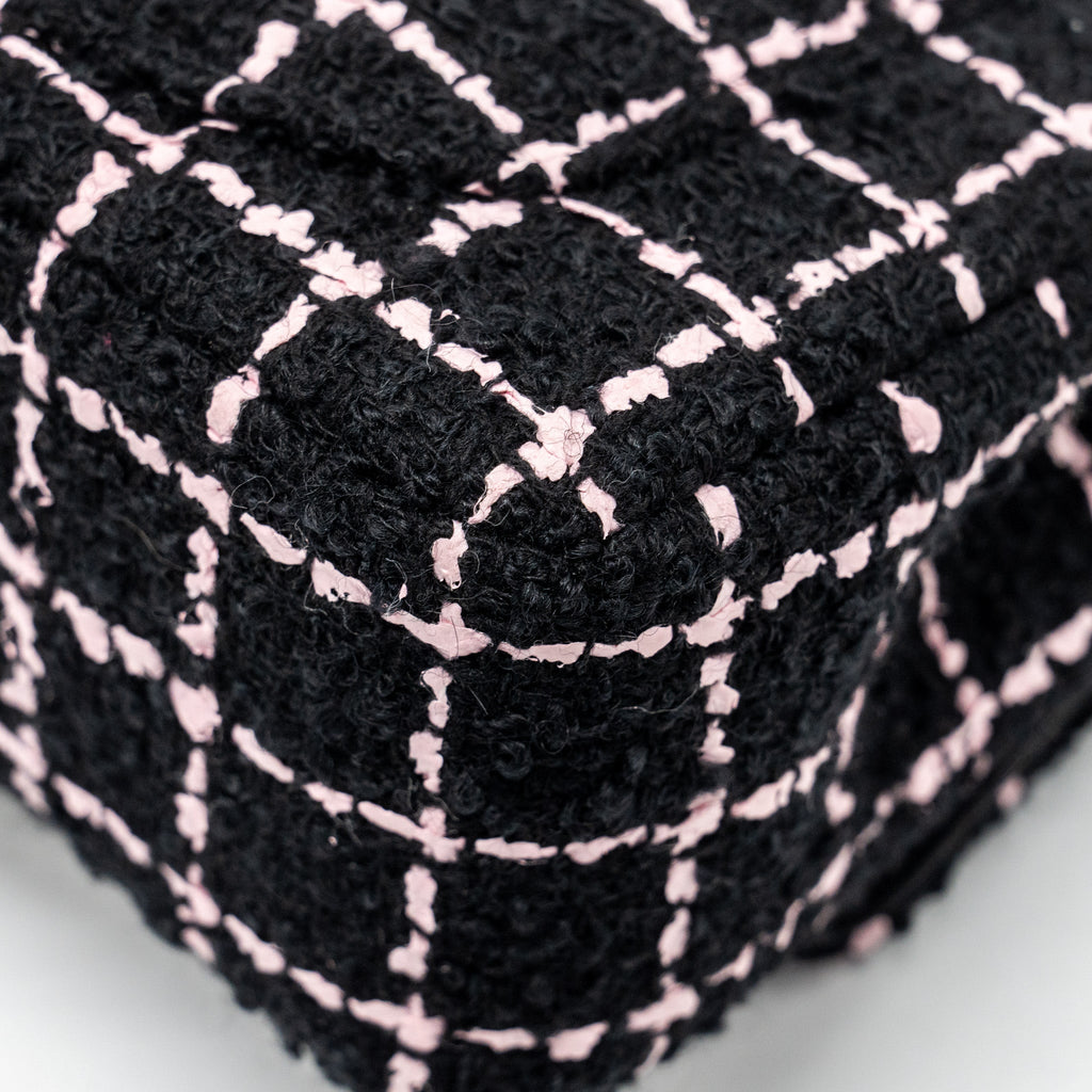 CHANEL 23K FLOWER BOMB MINI RECTANGULAR FLAP BAG TWEED BLACK/PINK LGHW (MICROCHIP)