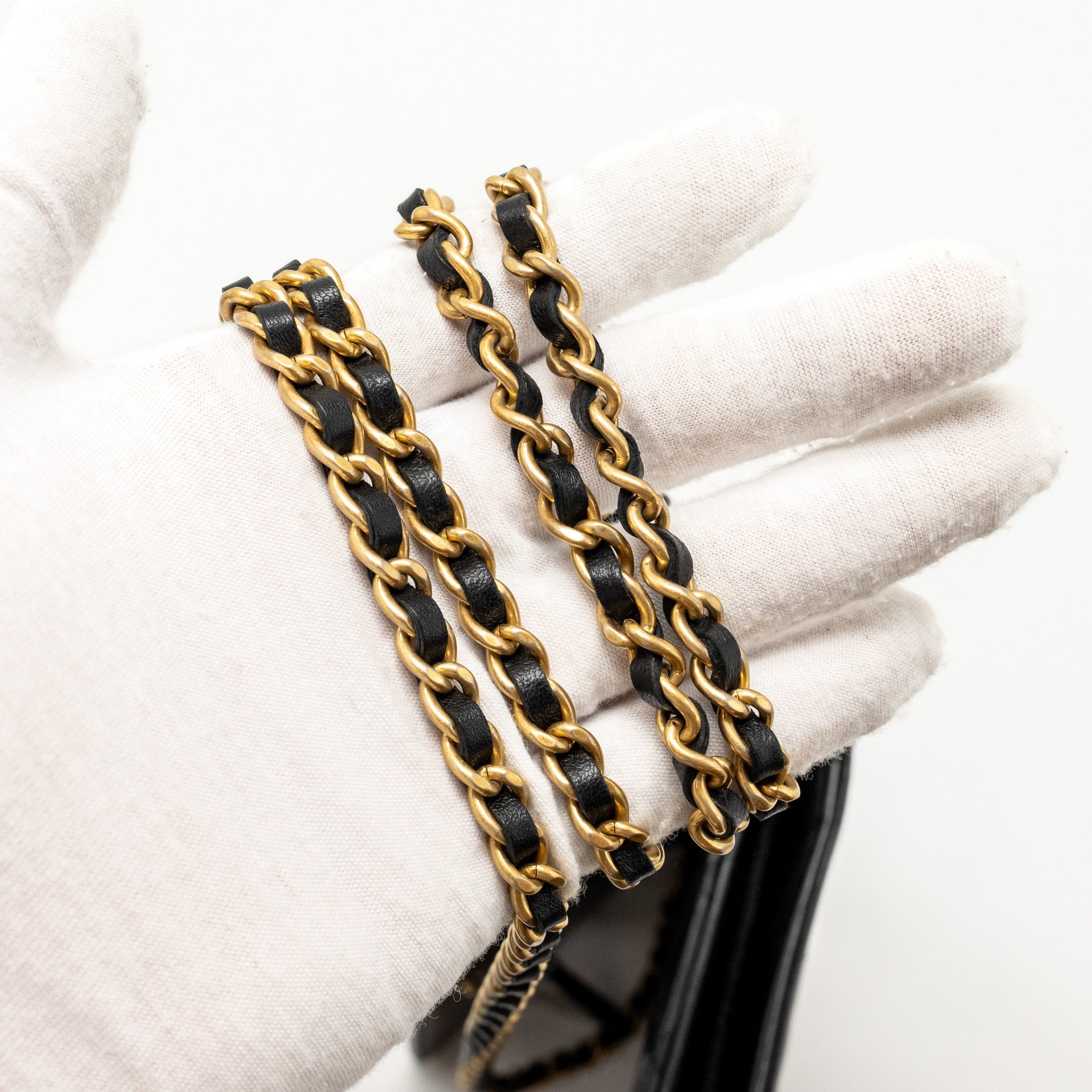 CHANEL BOY WALLET ON CHAIN LAMBSKIN BLACK GHW