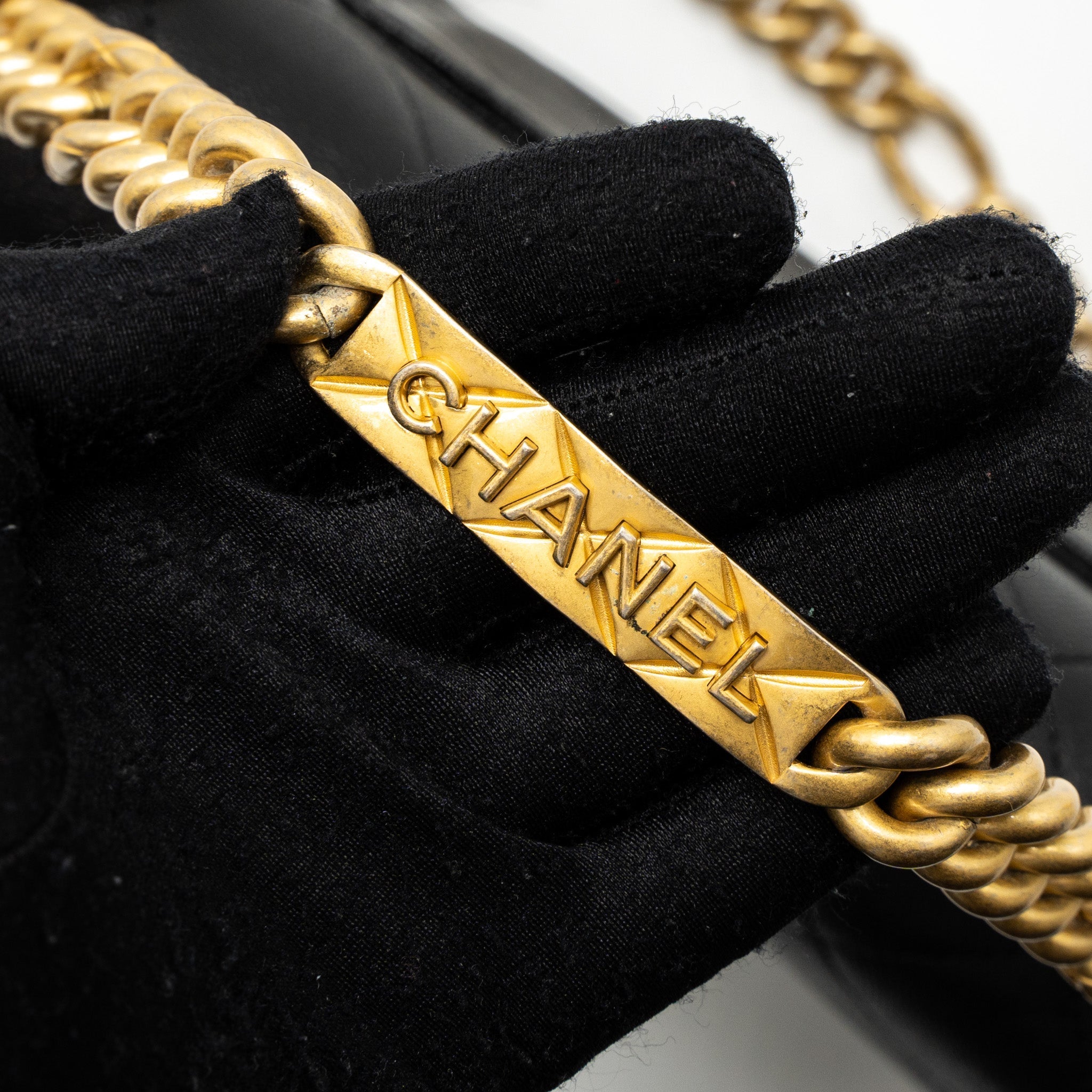 CHANEL FLAP BAG WITH DETAIL CHAIN GRAINED CALFSKIN BLACK BRUSHED GHW (MICROCHIP)