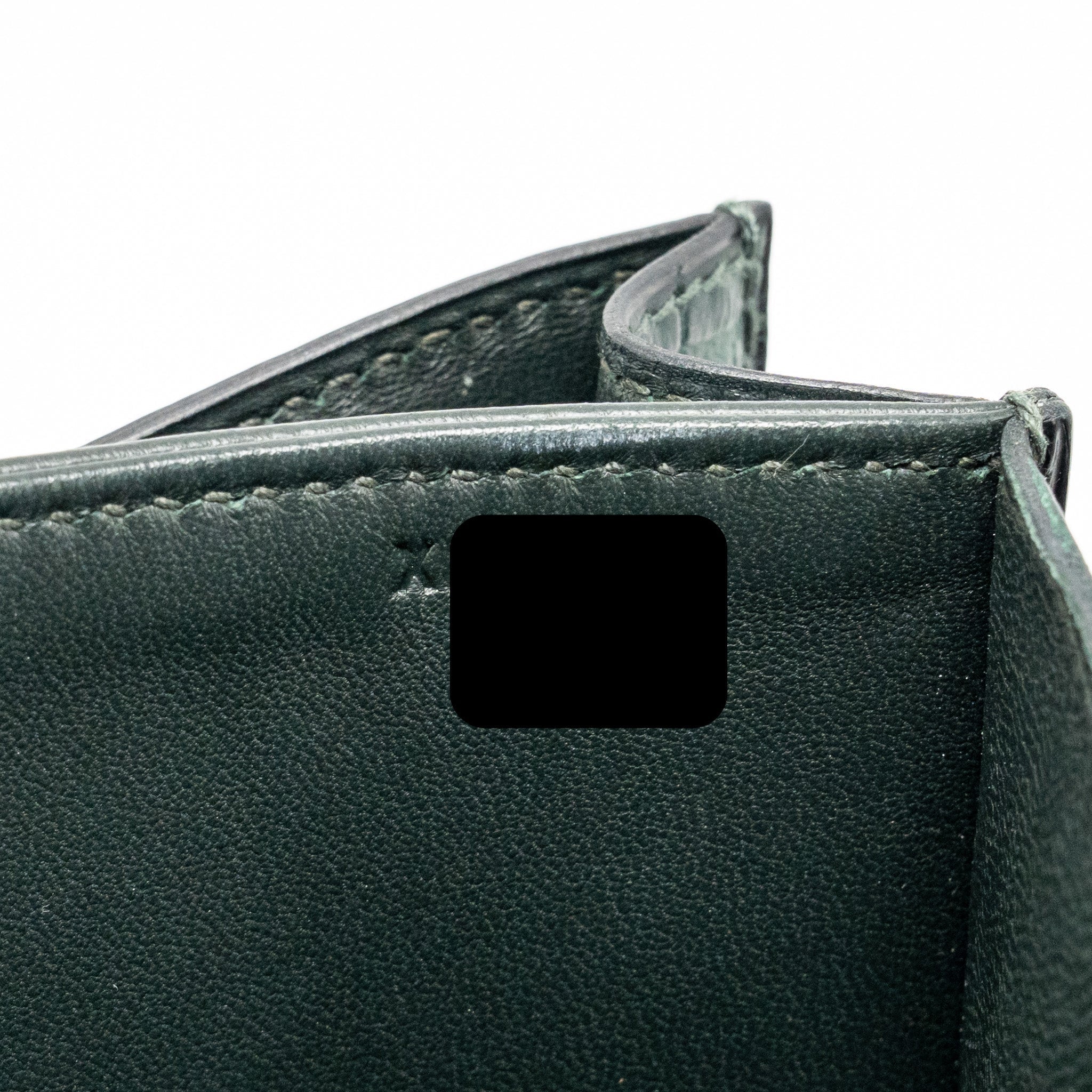 HERMES CONSTANCE 24 ALLIGATOR MISSISSIPPIENSIS MAT VERT FONCE GHW
