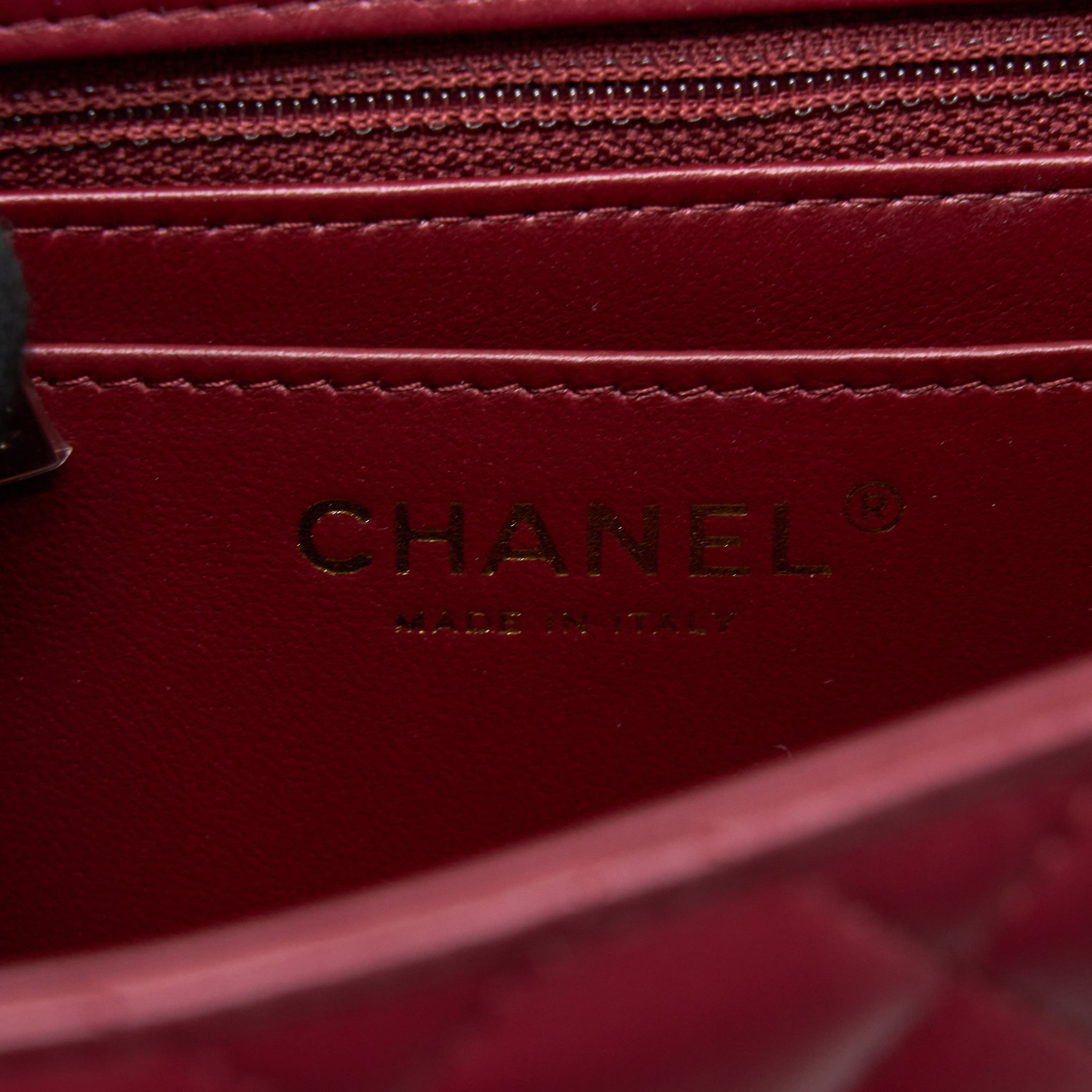 CHANEL 22A MINI SQUARE FLAP BAG LAMBSKIN BURGUNDY LGHW (MICROCHIP)