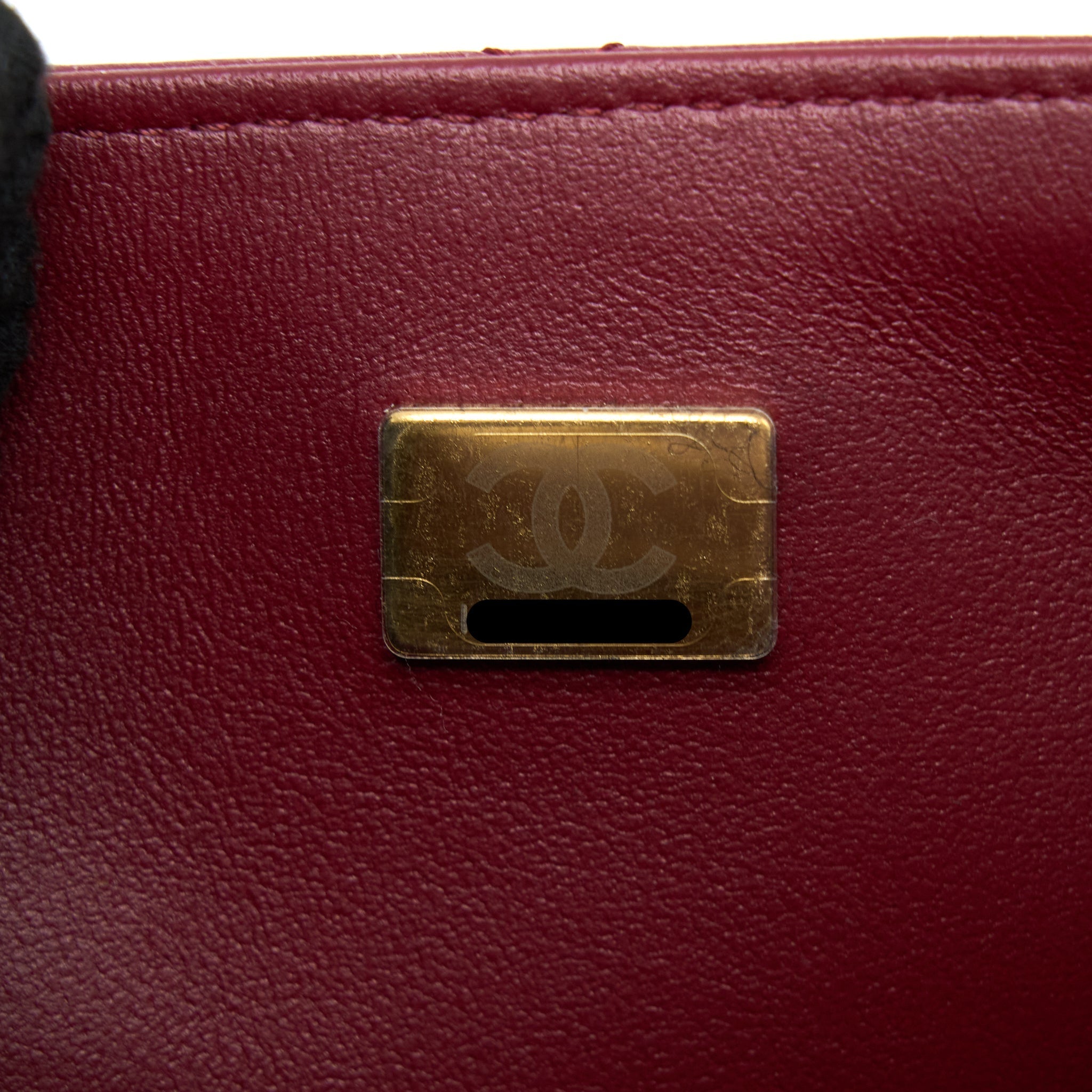 CHANEL 22A MINI SQUARE FLAP BAG LAMBSKIN BURGUNDY LGHW (MICROCHIP)