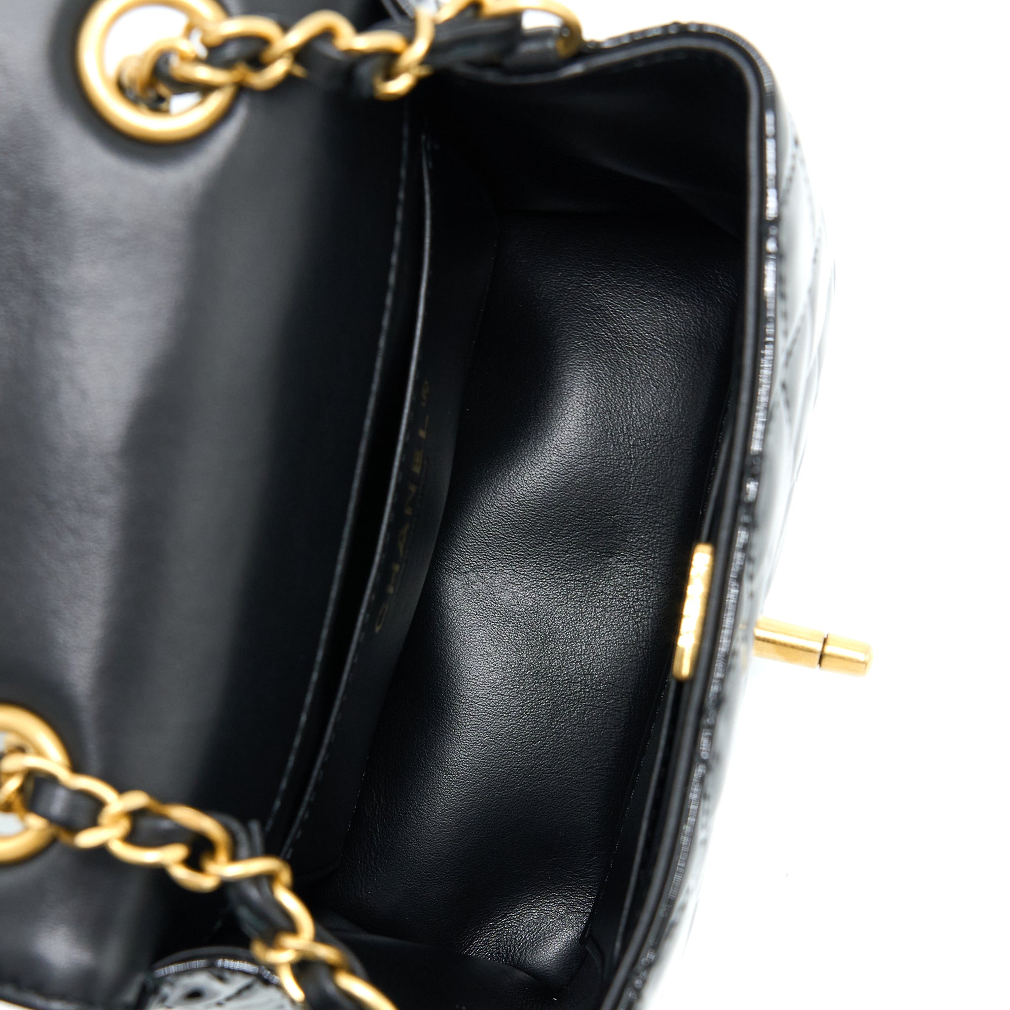 CHANEL 22K RETRO CLASSIC NEW SQUARE MINI FLAP BAG PATENT BLACK BRUSHED GHW(MICROCHIP)