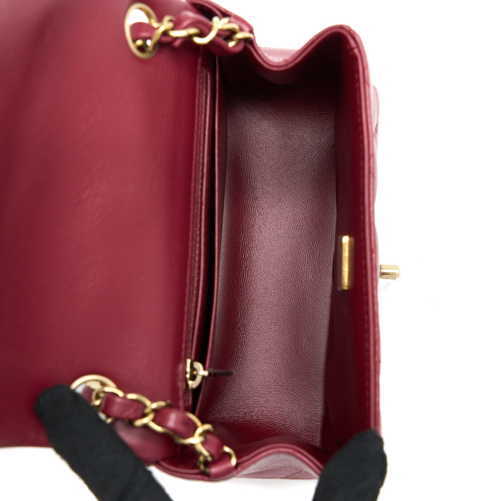 CHANEL 22A MINI SQUARE FLAP BAG LAMBSKIN BURGUNDY LGHW (MICROCHIP)