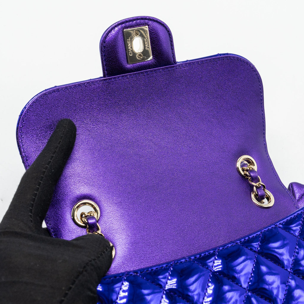 CHANEL 24C MINI FLAP BAG WITH STAR COIN PURSE PATENT/CALFSKIN METALLIC PURPLE LGHW (MICROCHIP)