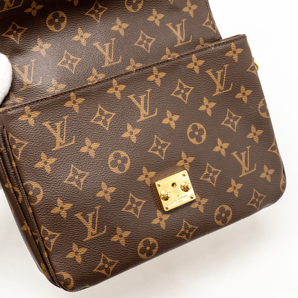 LOUIS VUITTON POCHETTE METIS MONOGRAM CANVAS GHW