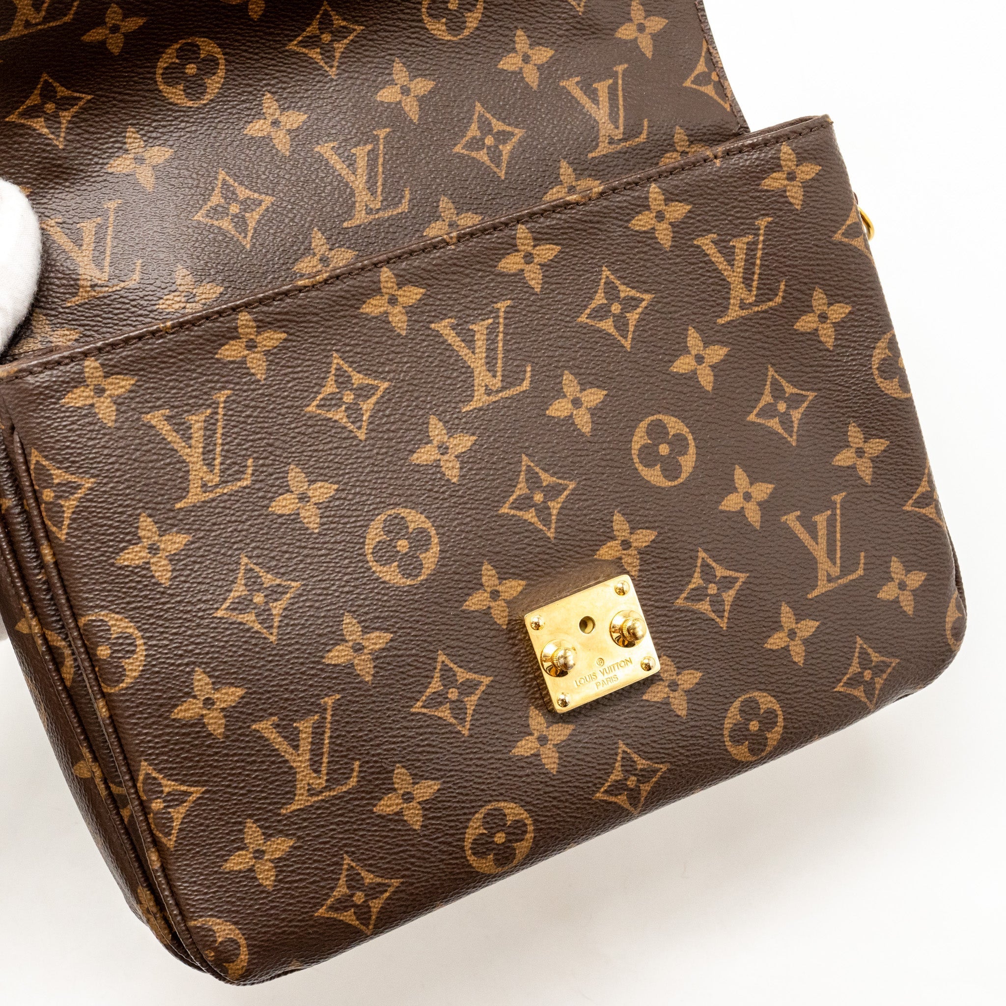 LOUIS VUITTON POCHETTE METIS MONOGRAM CANVAS GHW