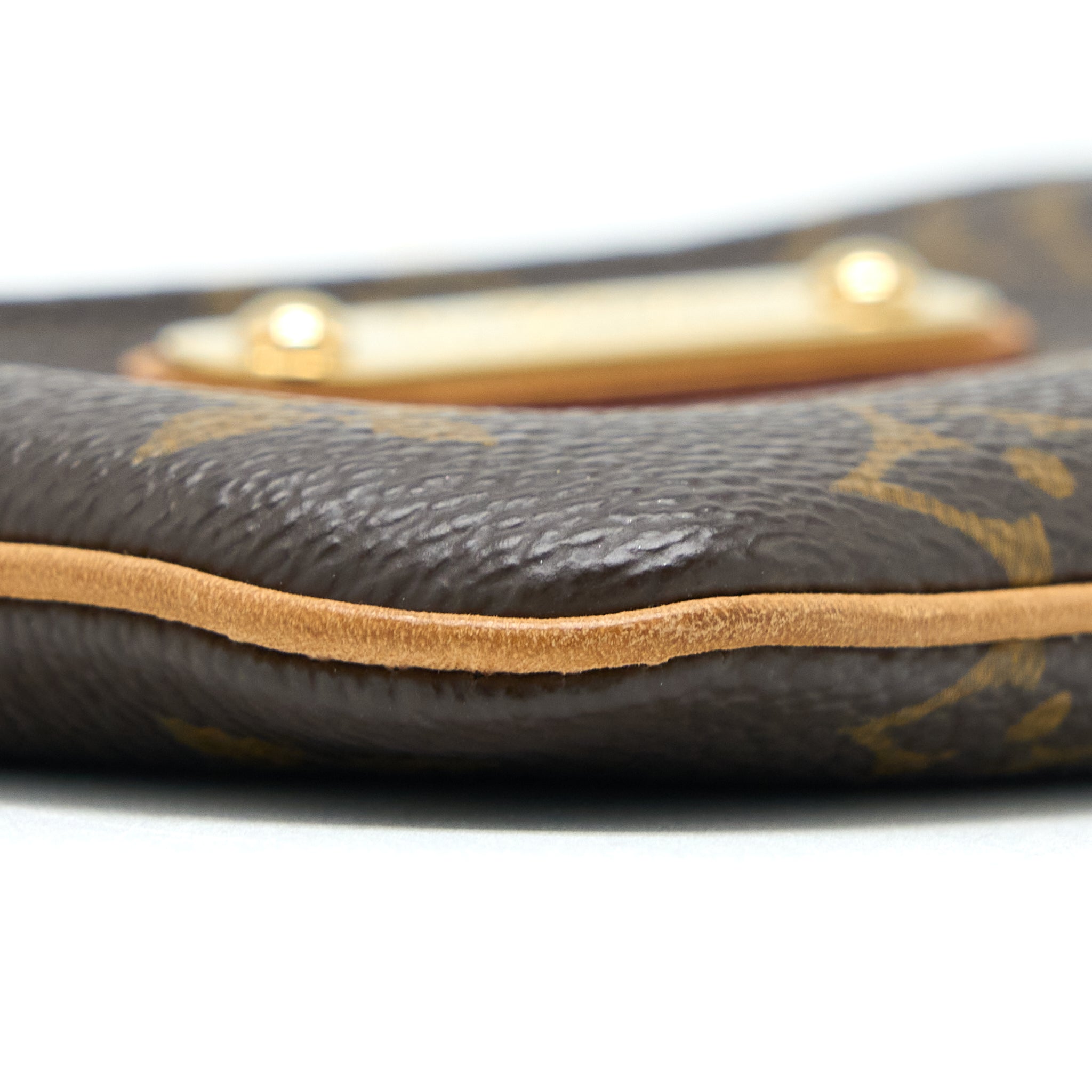 LOUIS VUITTON MILLA POCHETTE MONOGRAM CANVAS GHW