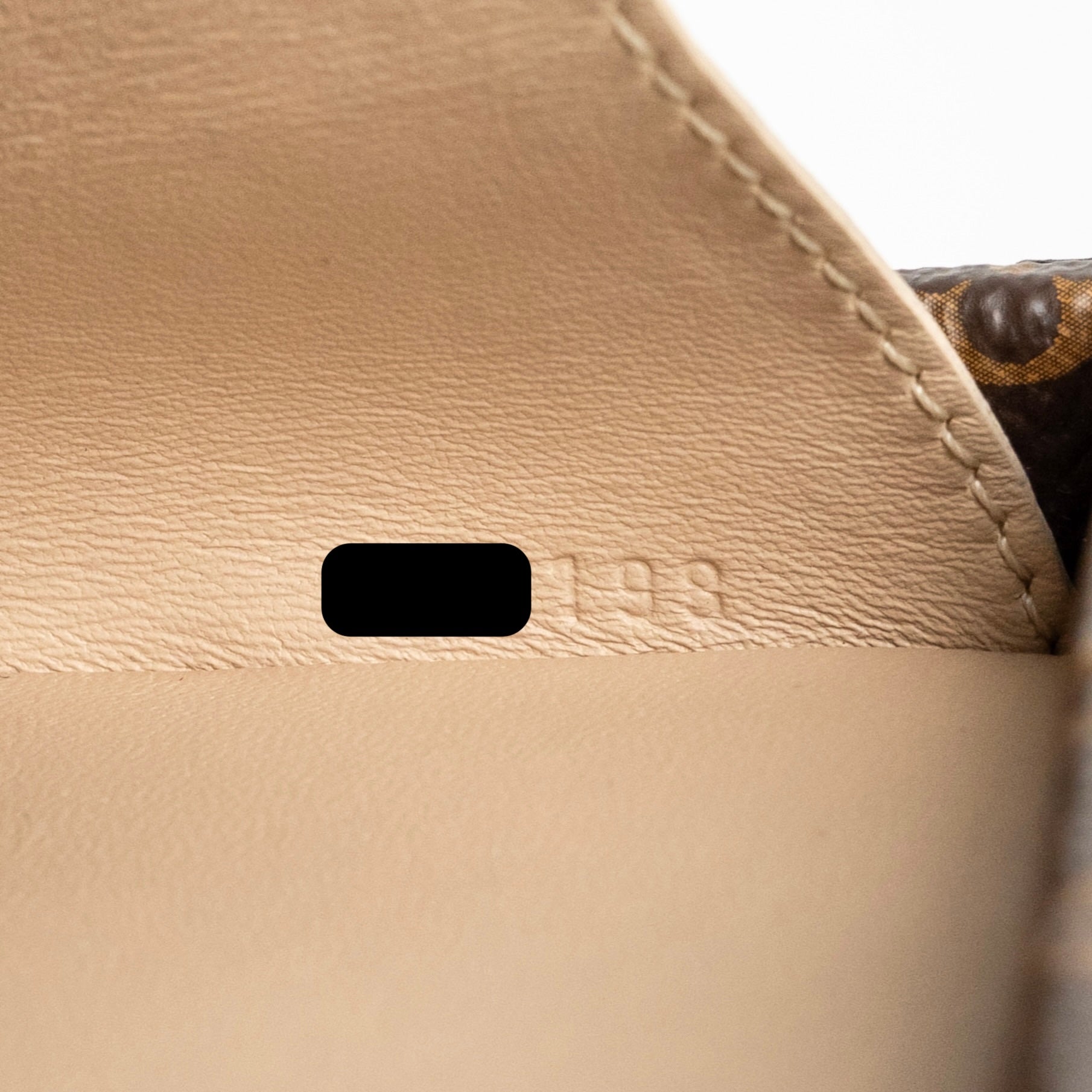 LOUIS VUITTON PETIT MALLE MONOGRAM CANVAS GHW