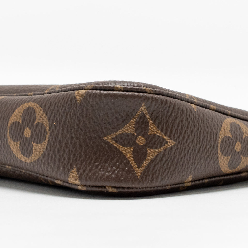 LOUIS VUITTON MINI POCHETTE ACCESSOIRES MONOGRAM CANVAS GHW