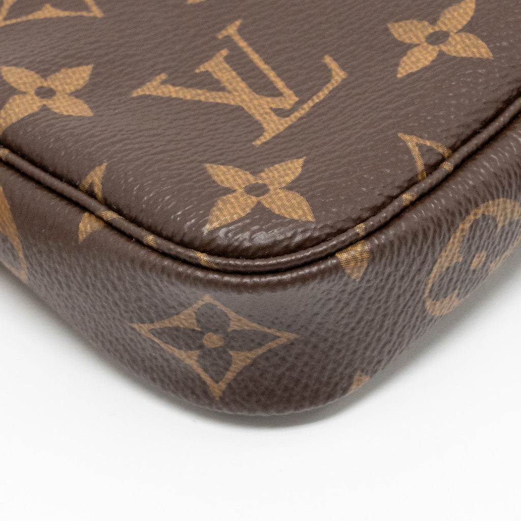 LOUIS VUITTON MINI POCHETTE ACCESSOIRES MONOGRAM CANVAS GHW