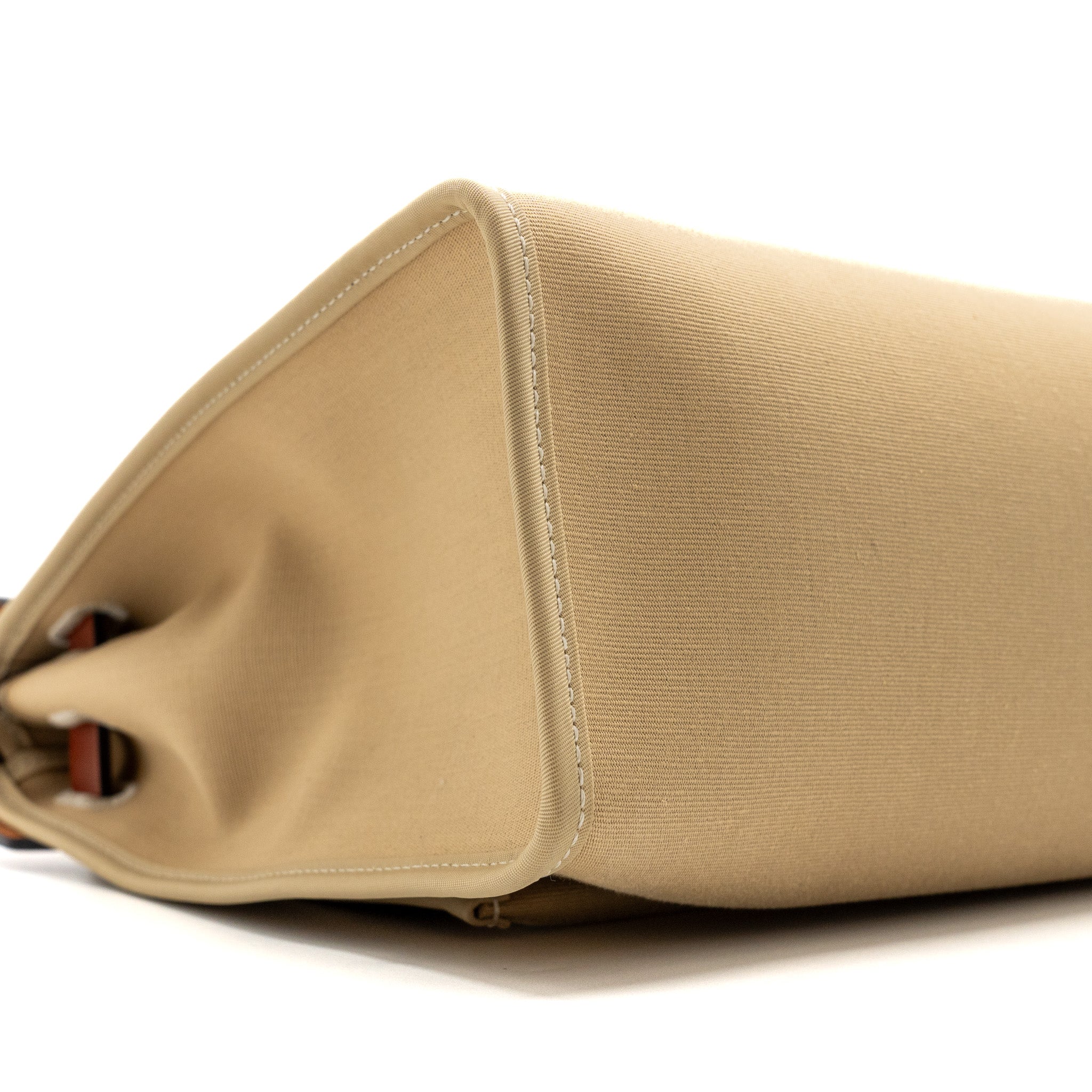 HERMES HERBAG 31 ZIP BAG CANVAS / HUNTER LEATHER TRENCH/ CUVIER SHW