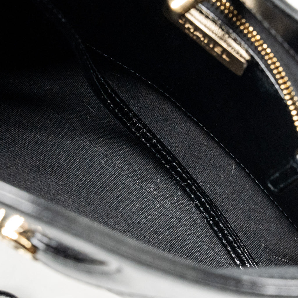 CHANEL MINI 31 BAG SHINY LAMBSKIN BLACK LGHW (MICROCHIP)