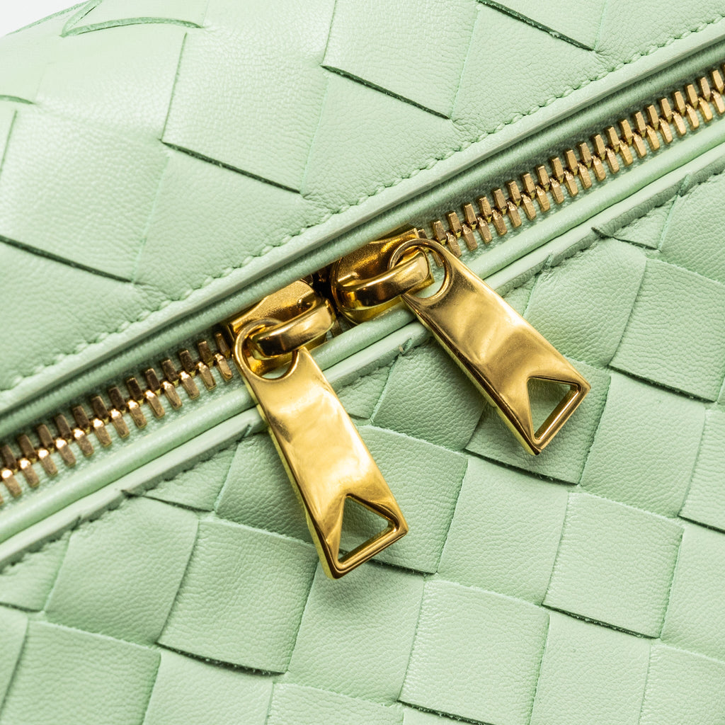BOTTEGA VENETA BANG BANG VANITY CASE CALFSKIN LIGHT GREEN GHW