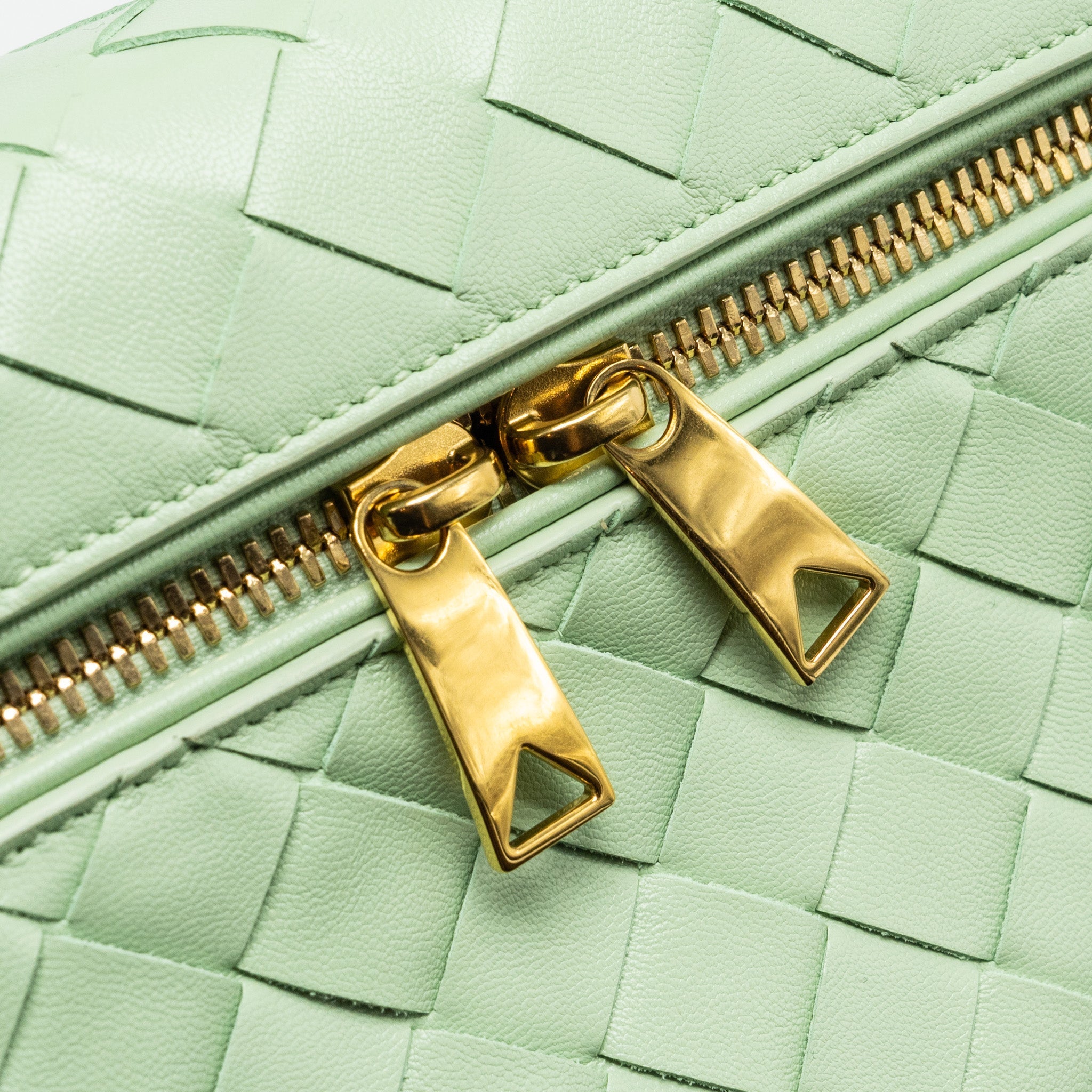 BOTTEGA VENETA BANG BANG VANITY CASE CALFSKIN LIGHT GREEN GHW