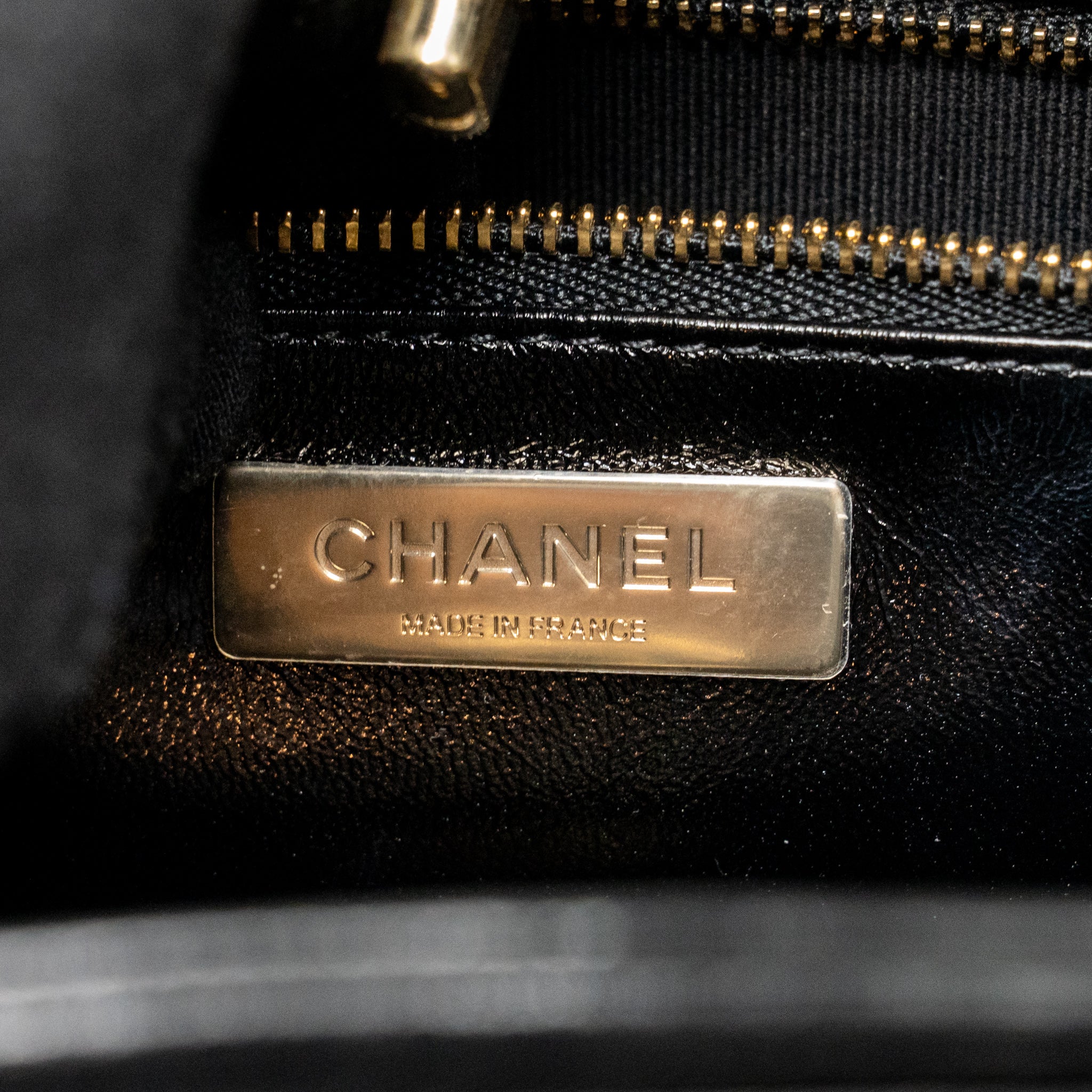 CHANEL MINI 31 BAG SHINY LAMBSKIN BLACK LGHW (MICROCHIP)