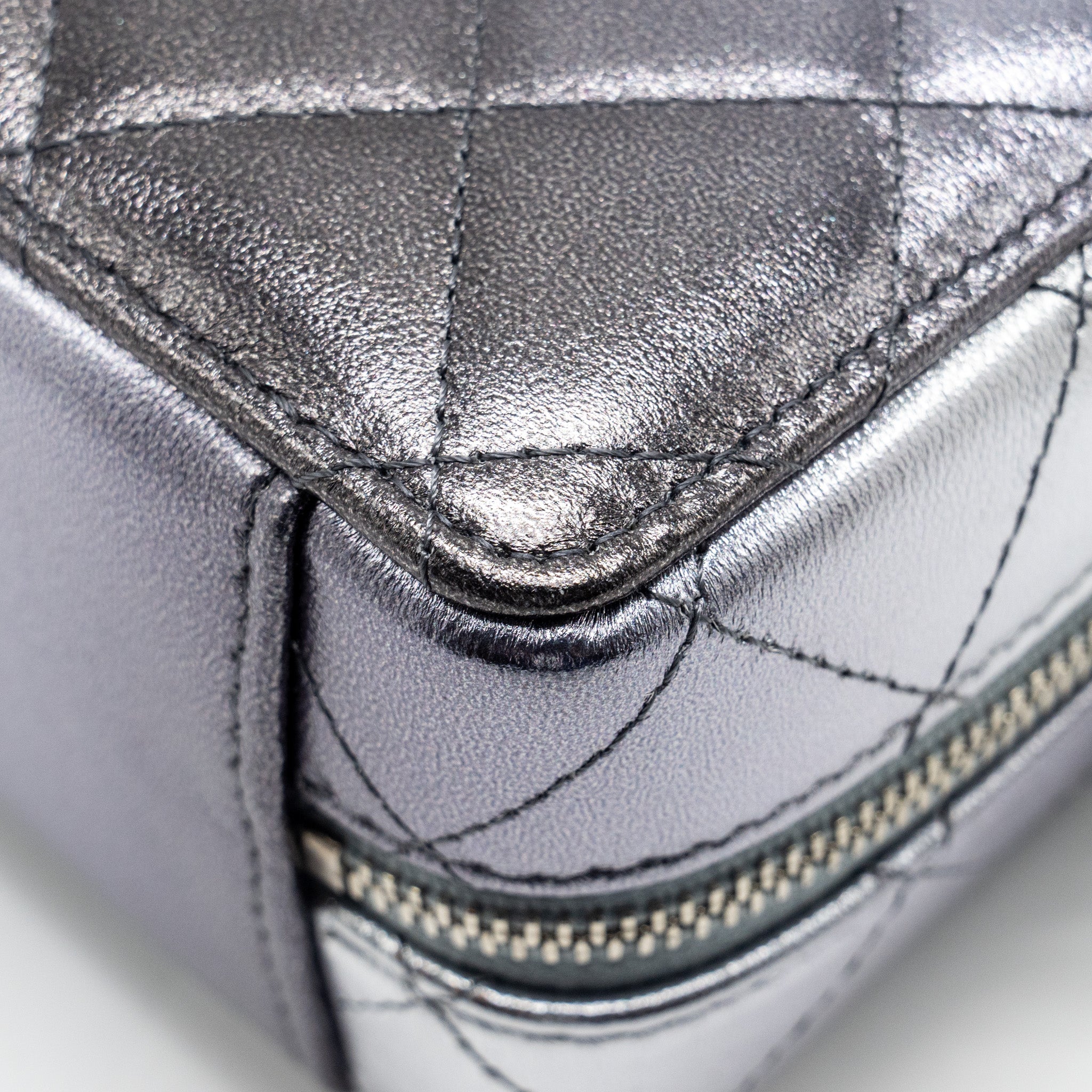 CHANEL MINI QUILTED VANITY WITH GIANT CHAIN LAMBSKIN METALLIC GREY SHW