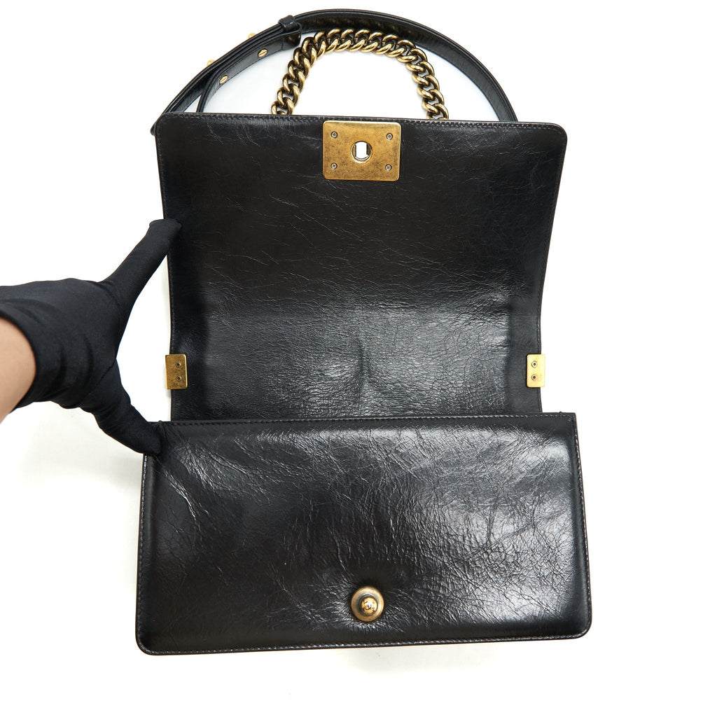CHANEL MEDIUM BOY BAG CALFSKIN BLACK GHW