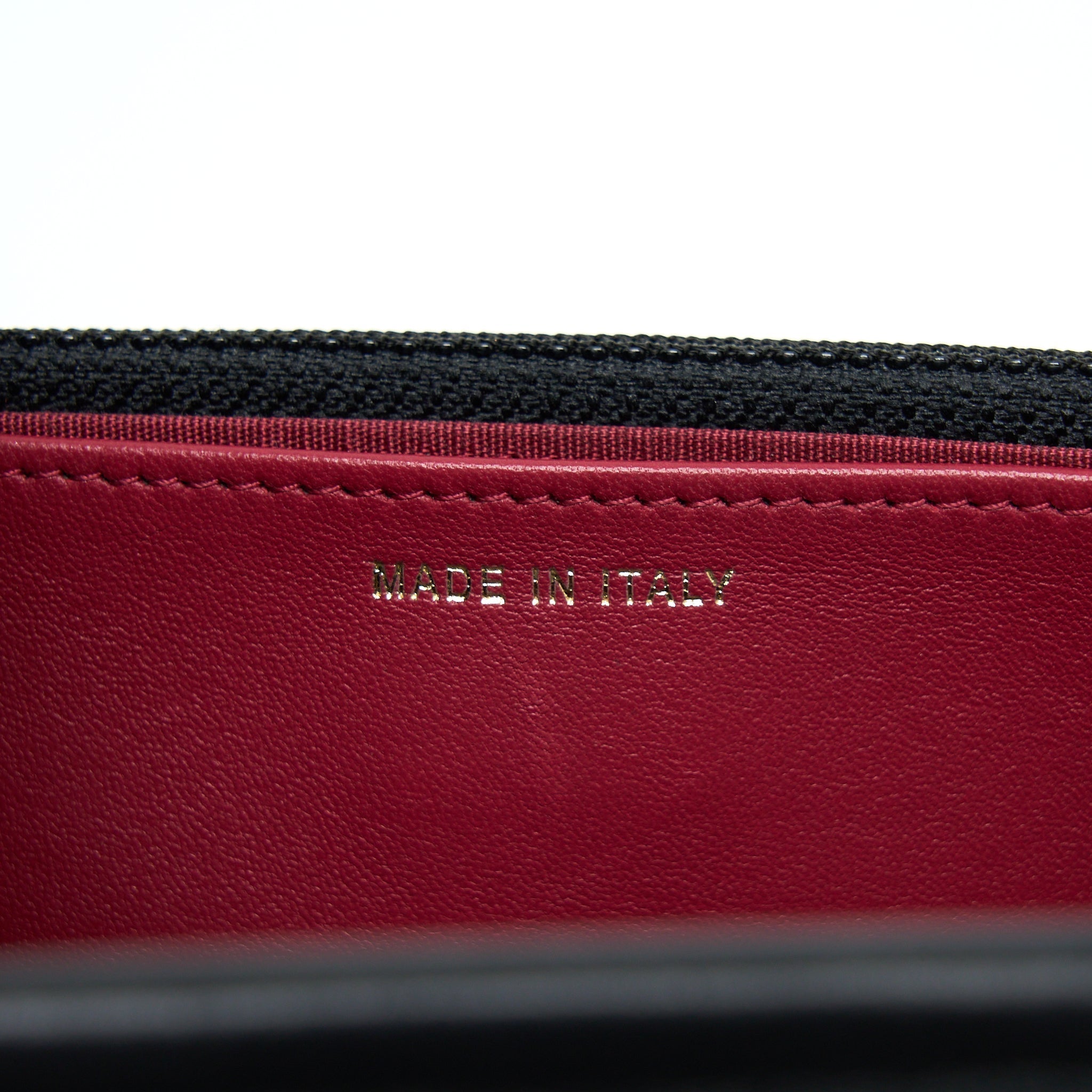 CHANEL 21S WALLET ON CHAIN WITH PEARL/CC LOGO ROUND HANDLE LAMBSKIN BLACK BRUSHED GHW