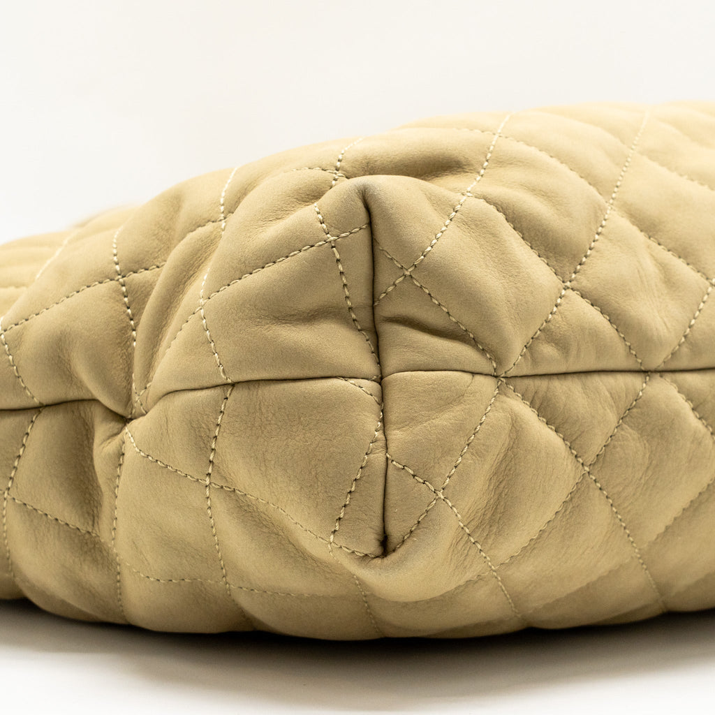 SAINT LAURENT/YSL ICARE MAXI QUILTED TOTE BAG NUBUCK SUEDE BEIGE GHW