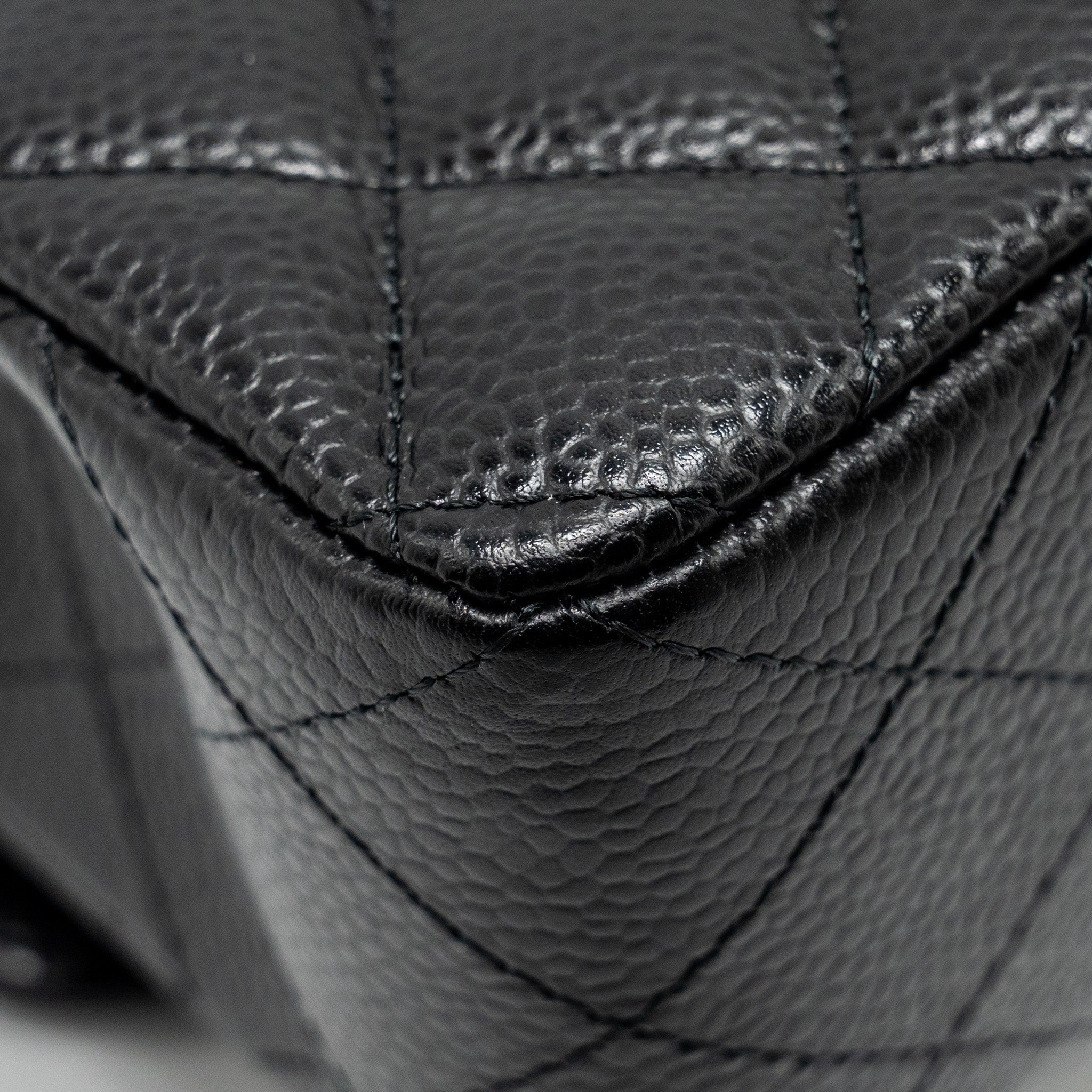 CHANEL SMALL CLASSIC DOUBLE FLAP BAG CAVIAR BLACK GHW