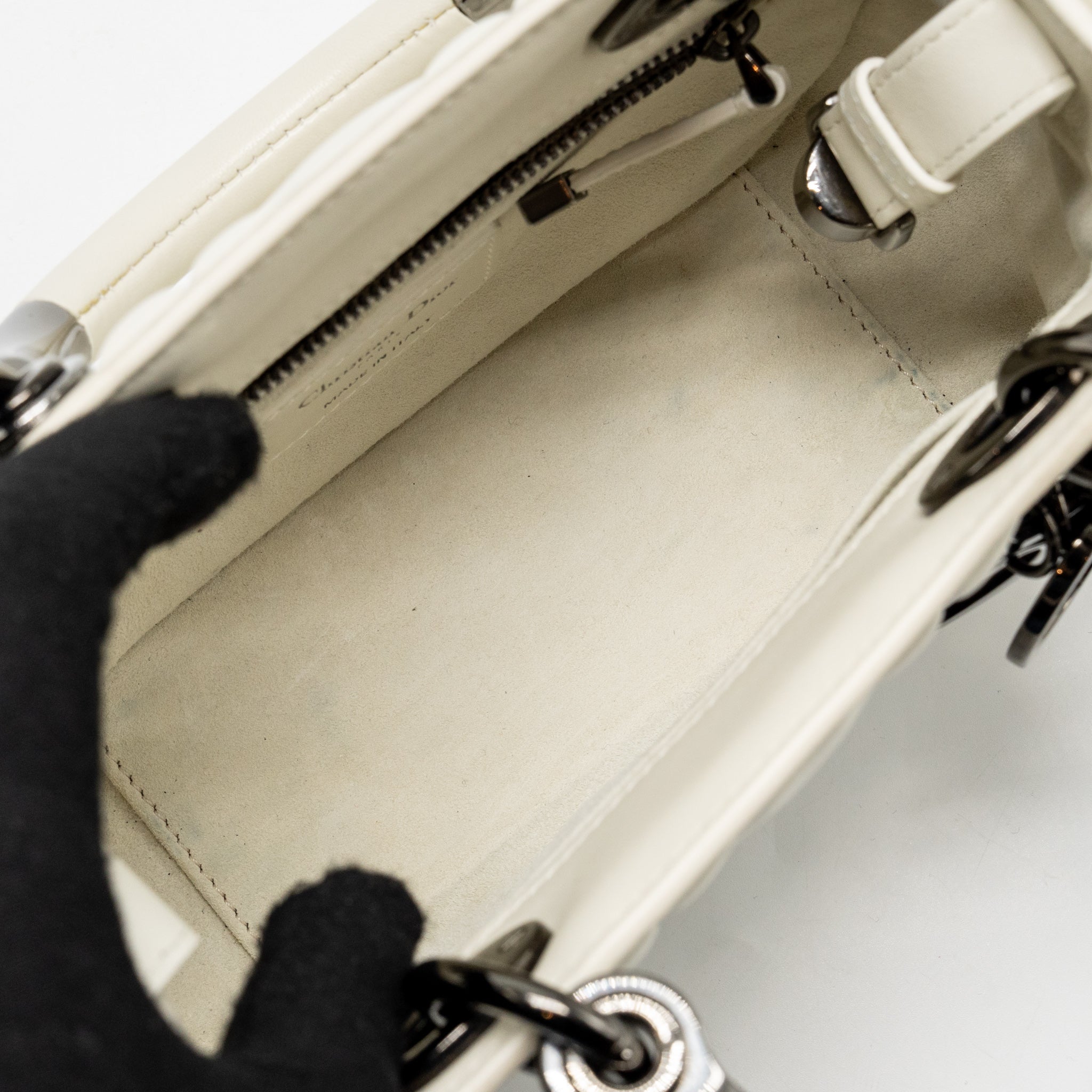 DIOR LADY 95.22 HANDBAG LAMBSKIN WHITE WITH BLACK HARDWARE