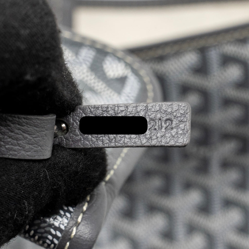 GOYARD SAINT LOUIS GM TOTE BAG GOYARDINE CANVAS / LEATHER GREY
