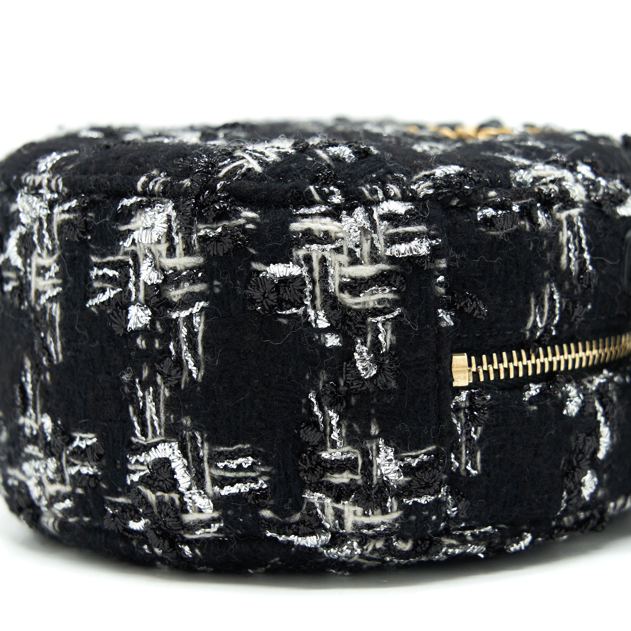 CHANEL TWEED 19 ROUND CLUTCH WITH CHAIN