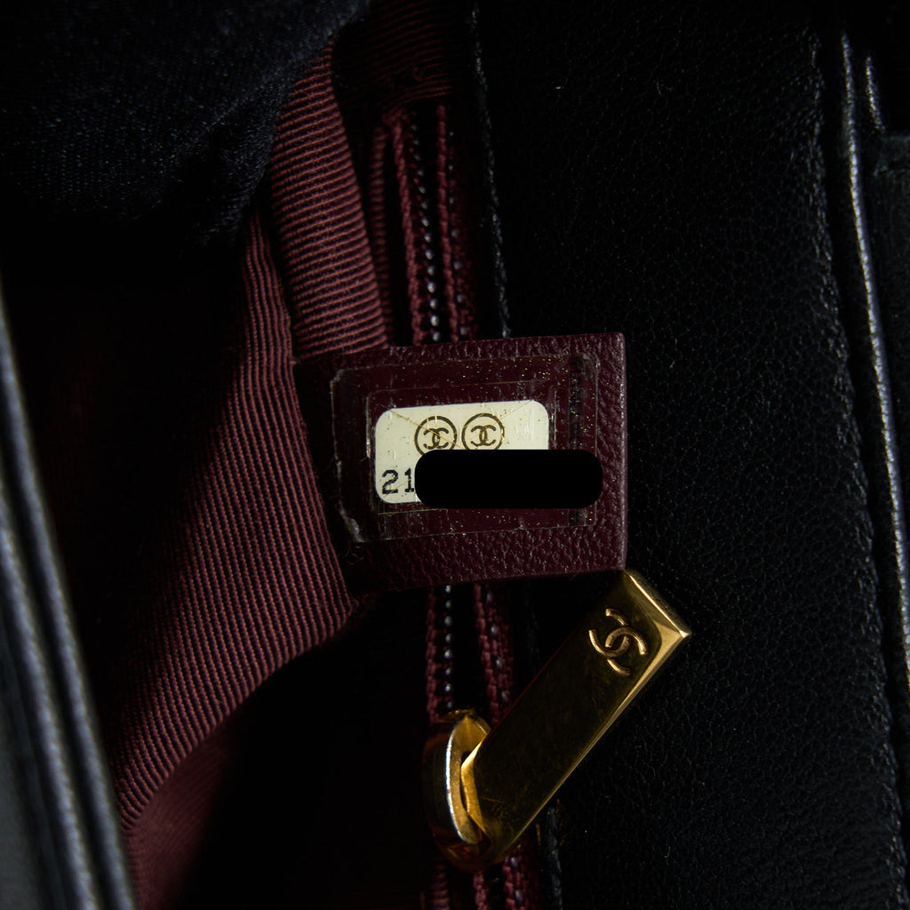 CHANEL SEASONAL QUILTED FLAP BAG CALFKSKIN BLACK MULTICOLOUR HARDWARE