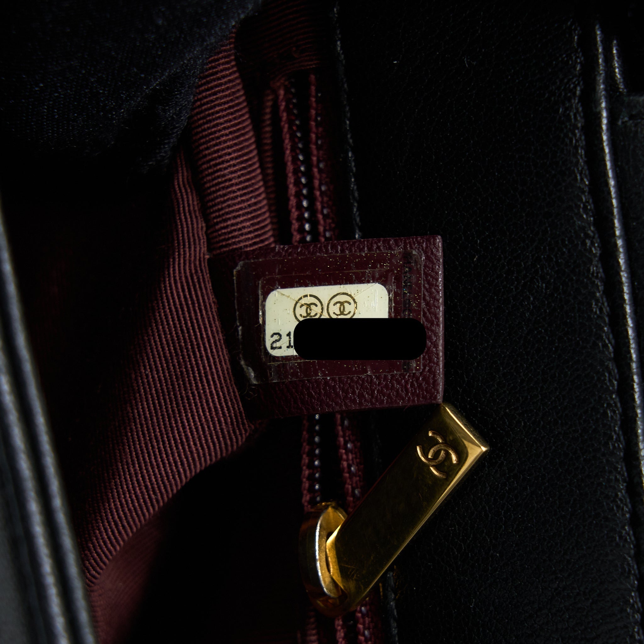 CHANEL SEASONAL QUILTED FLAP BAG CALFKSKIN BLACK MULTICOLOUR HARDWARE