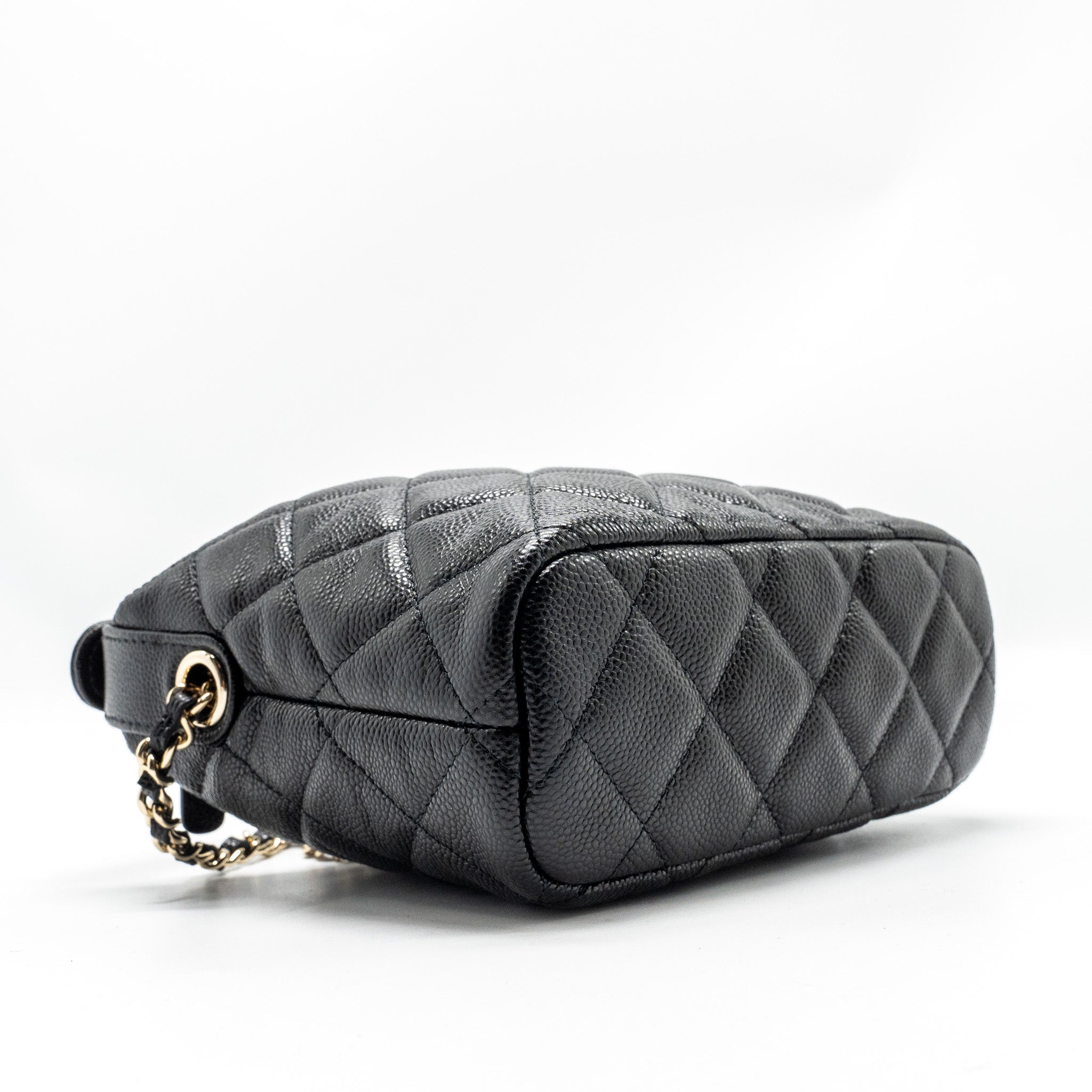CHANEL 25C QUILTED HOBO BAG CAVIAR BLACK LGHW (MICROCHIP)