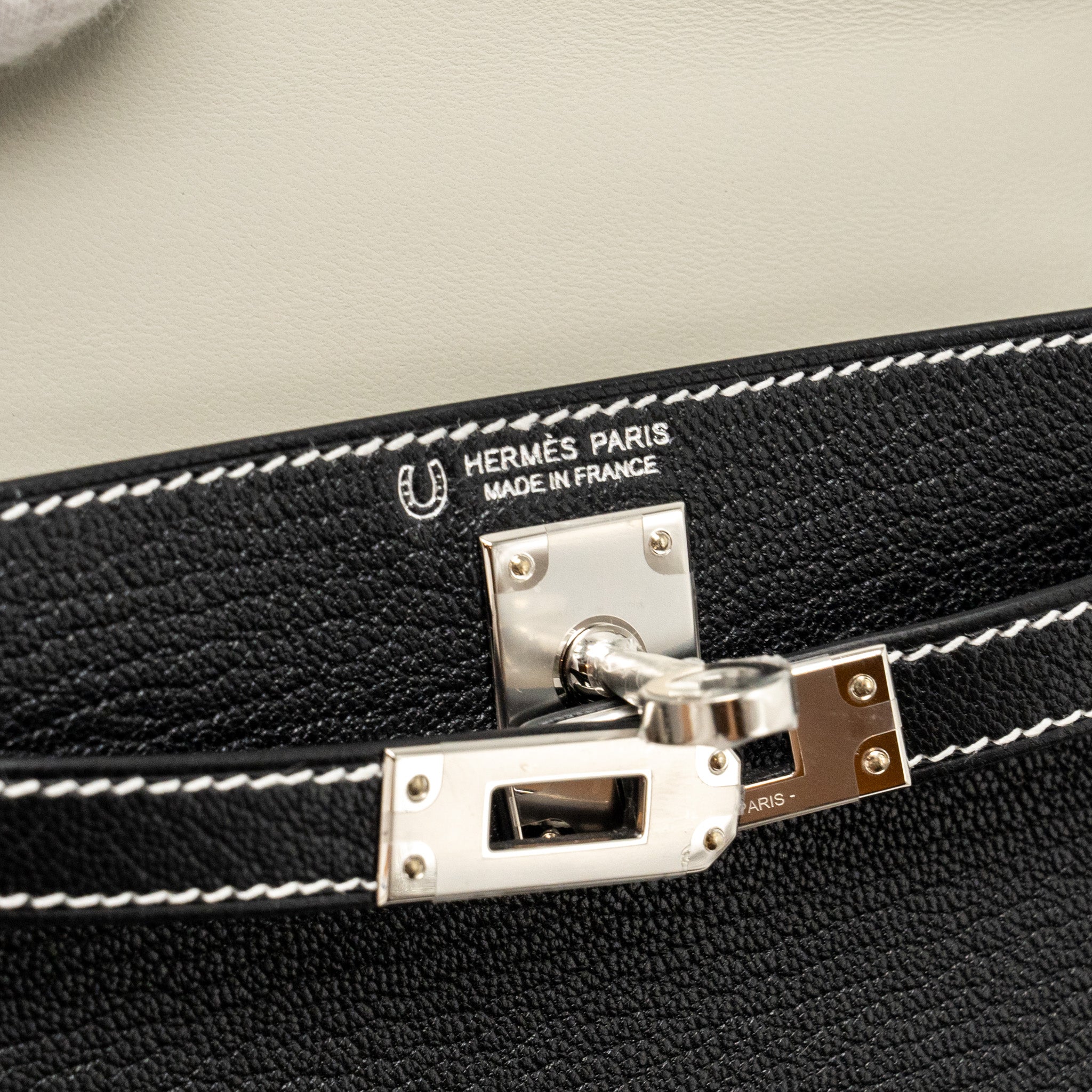 HERMES MINI KELLY II SPECIAL ORDER CHEVRE MYSORE BLACK / GRIS PERLE WHITE STITCHING SHW