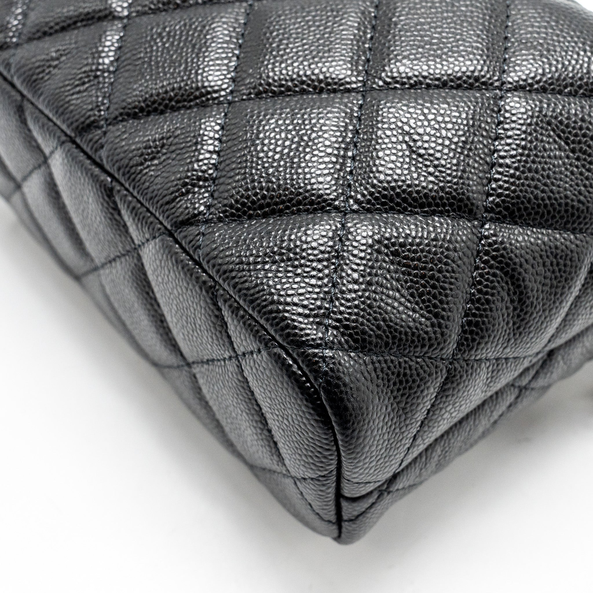 CHANEL 25C QUILTED HOBO BAG CAVIAR BLACK LGHW (MICROCHIP)