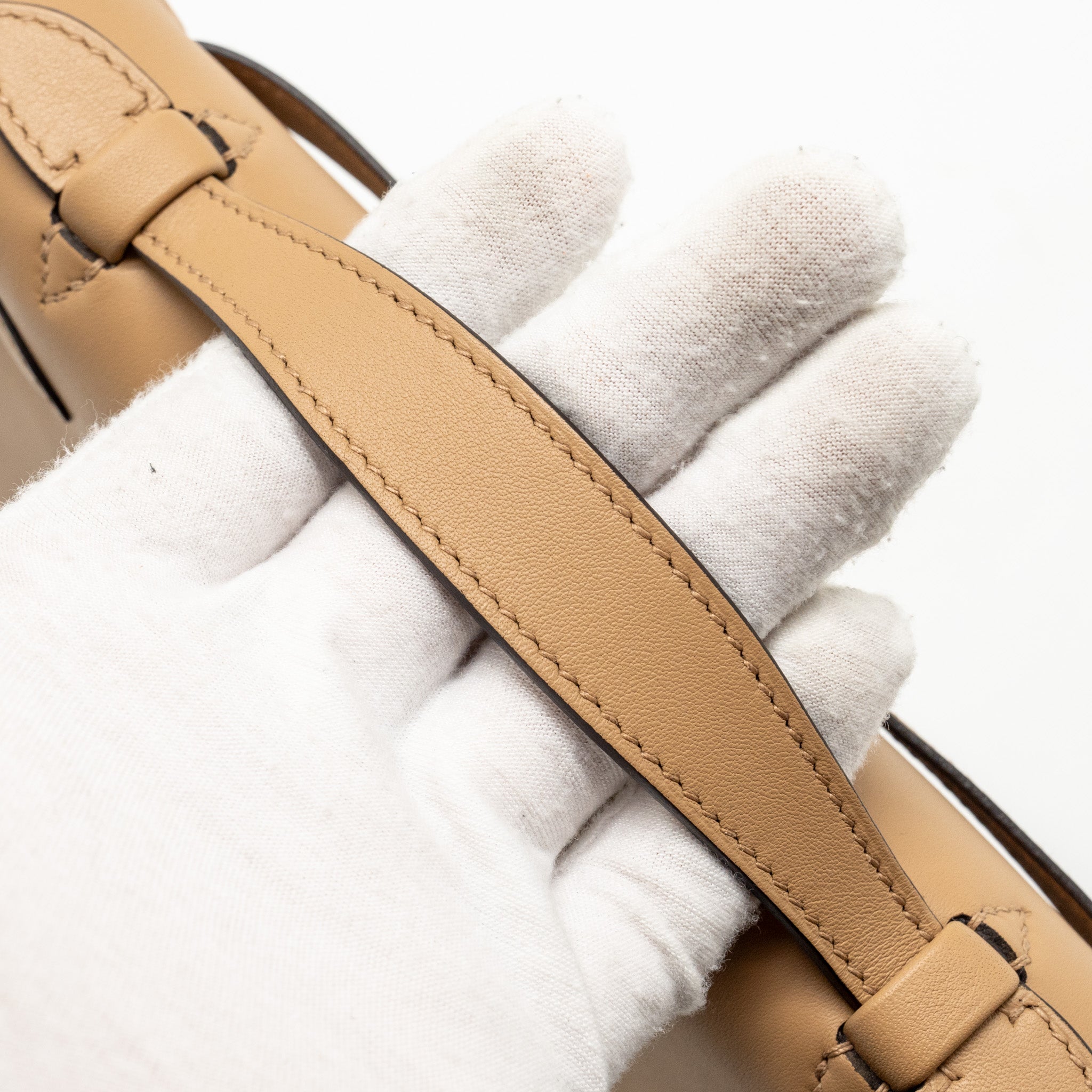 HERMES KELLY POCHETTE SWIFT 0M CHAI GHW