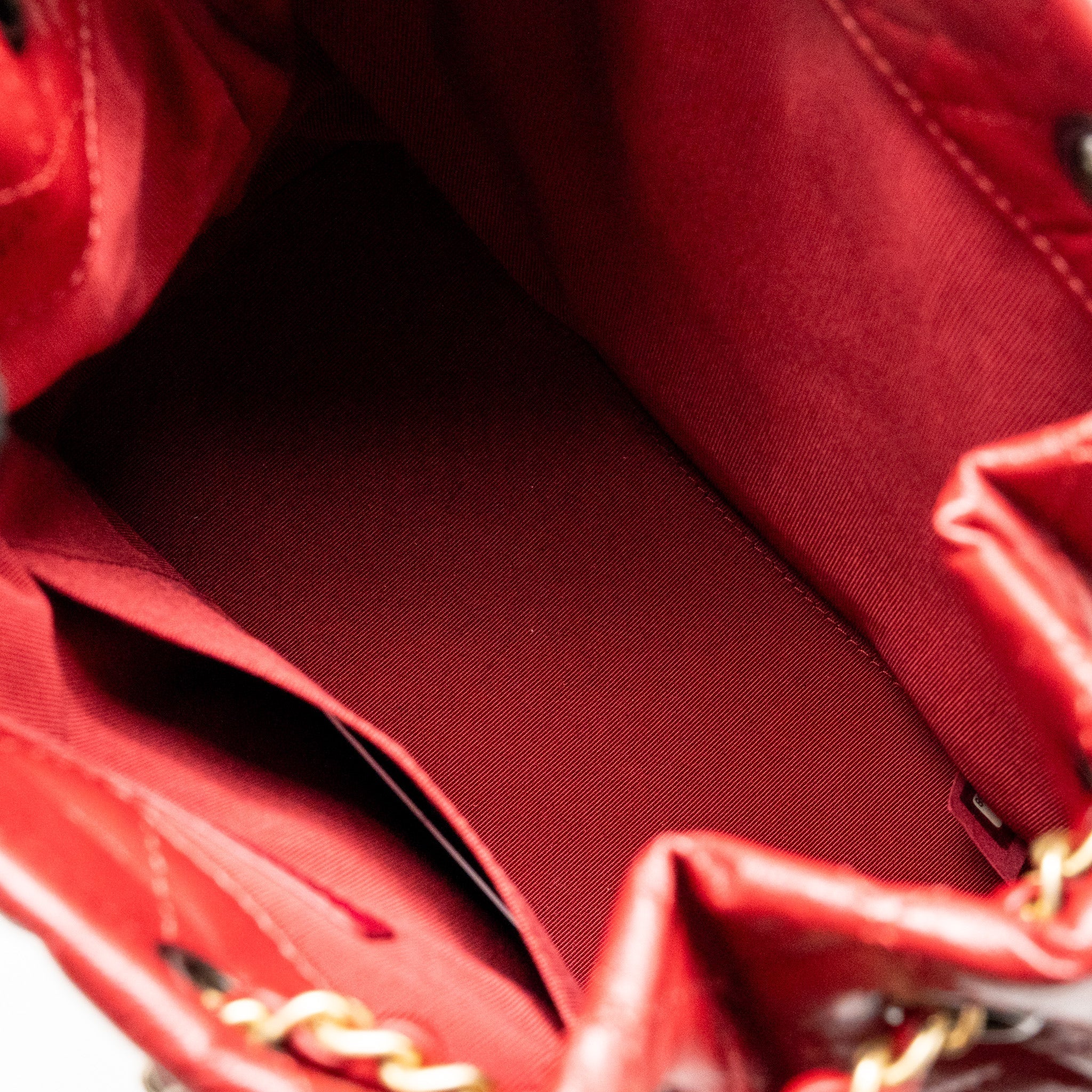 CHANEL SMALL GABRIELLE BACKPACK CALFSKIN RED MULTICOLOUR HARDWARE