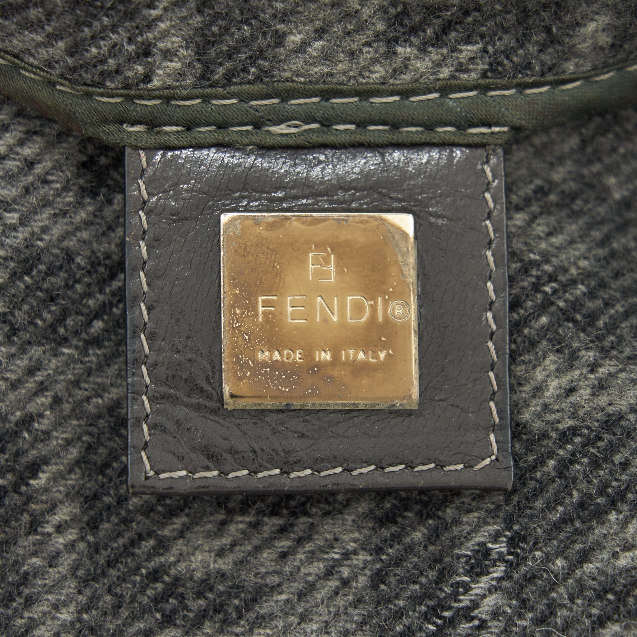 FENDI BAGUETTE IN SOFT TWEED GREY