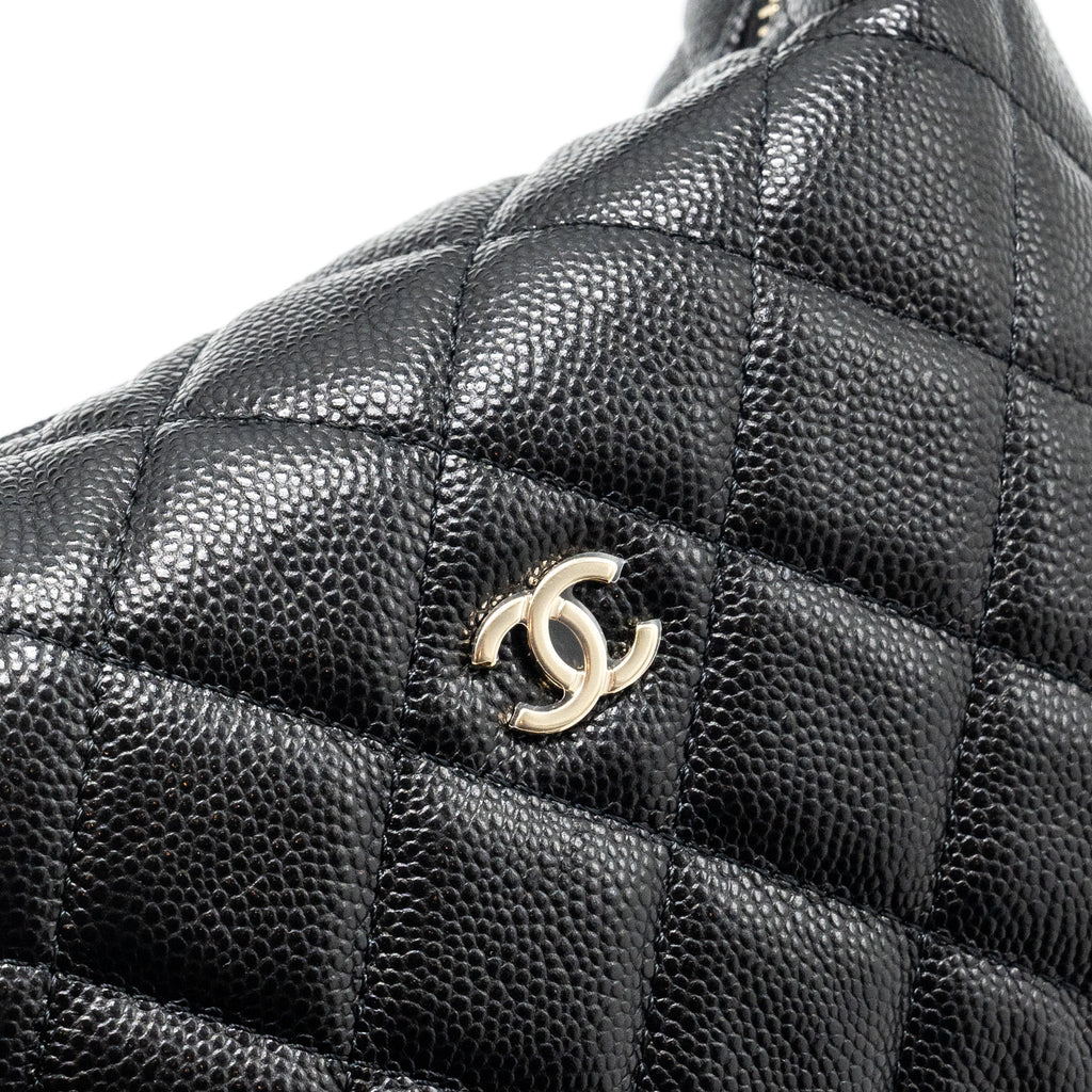CHANEL 25C QUILTED HOBO BAG CAVIAR BLACK LGHW (MICROCHIP)