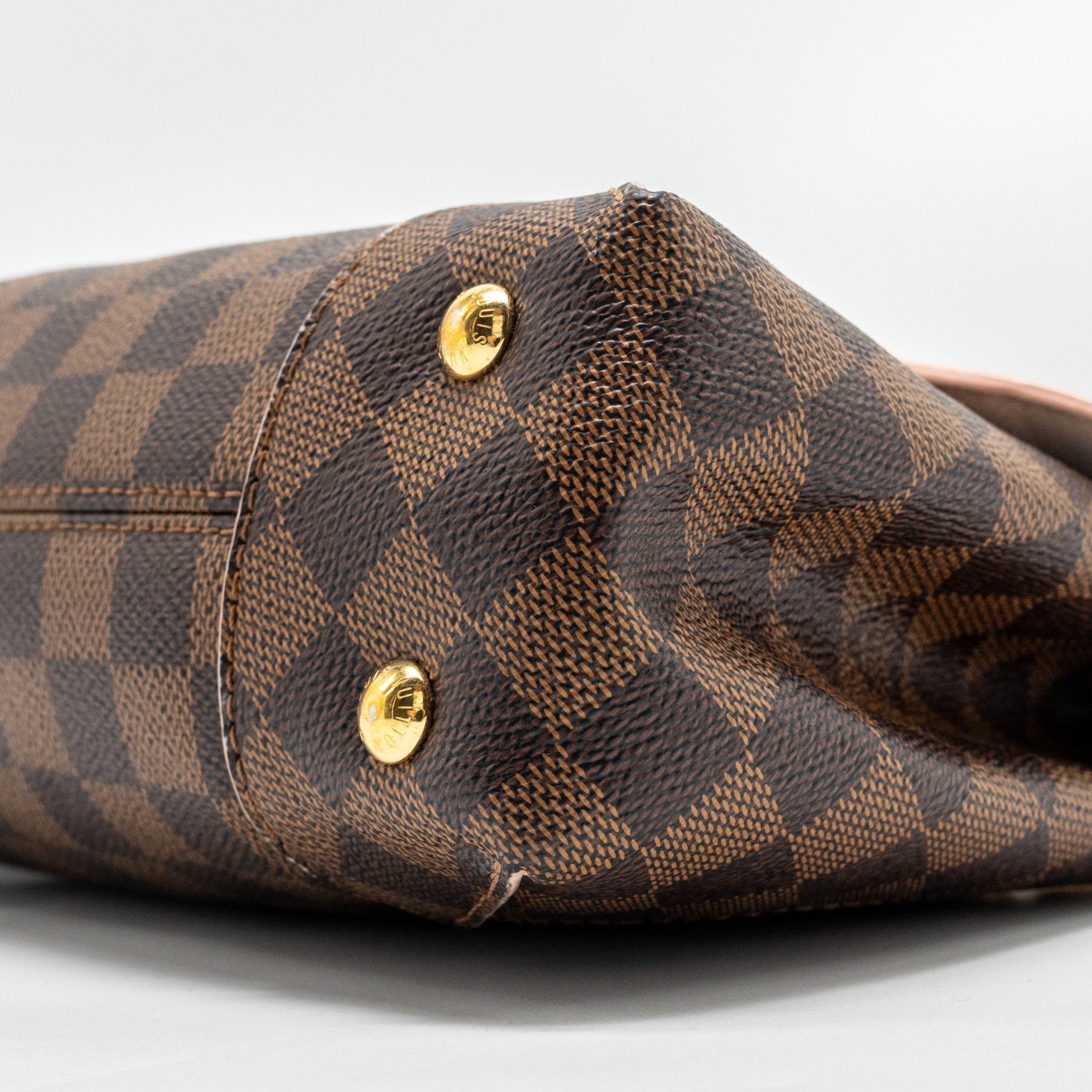 LOUIS VUITTON POCHETTE CAISSA DAMIER EBENE/PINK CANVAS GHW