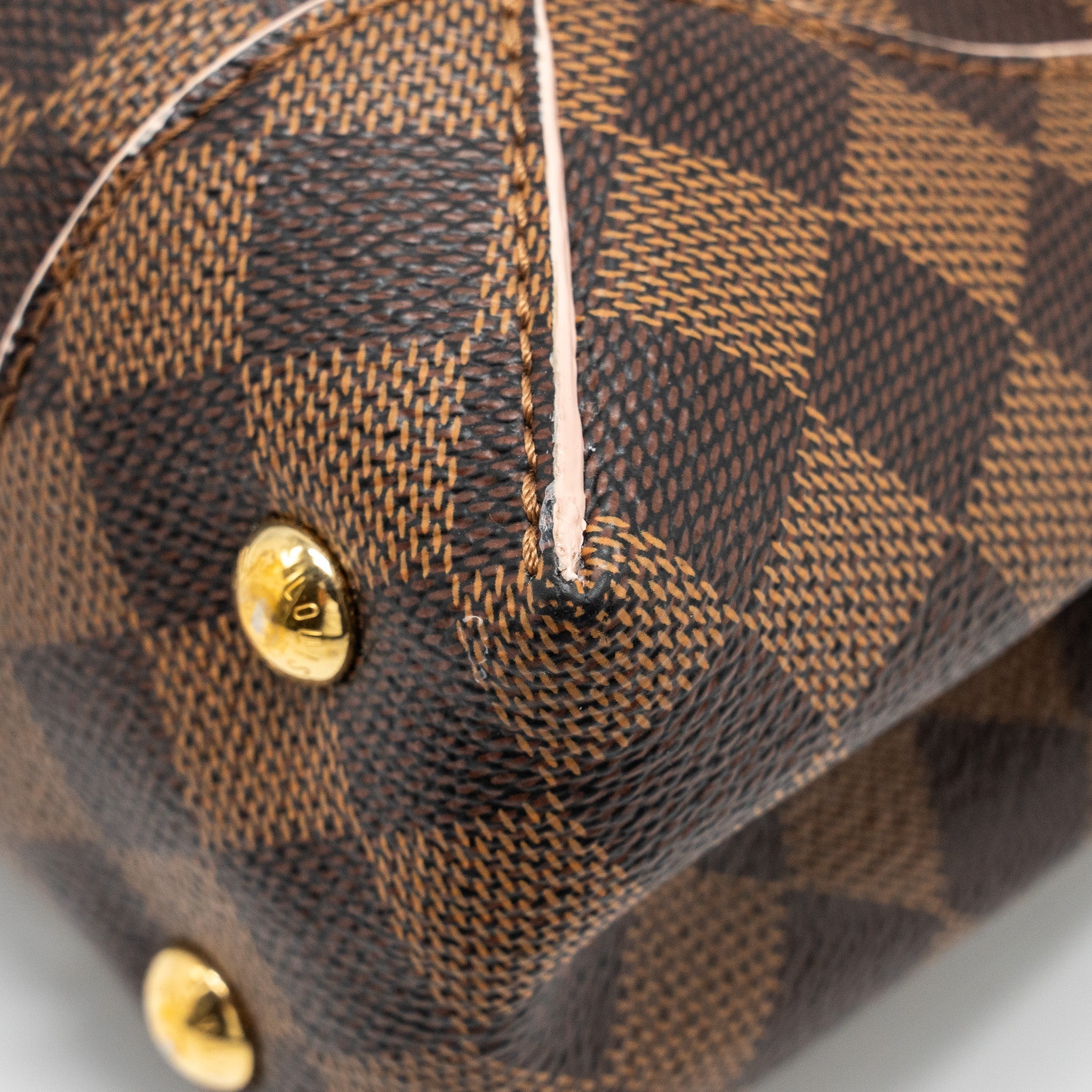 LOUIS VUITTON POCHETTE CAISSA DAMIER EBENE/PINK CANVAS GHW